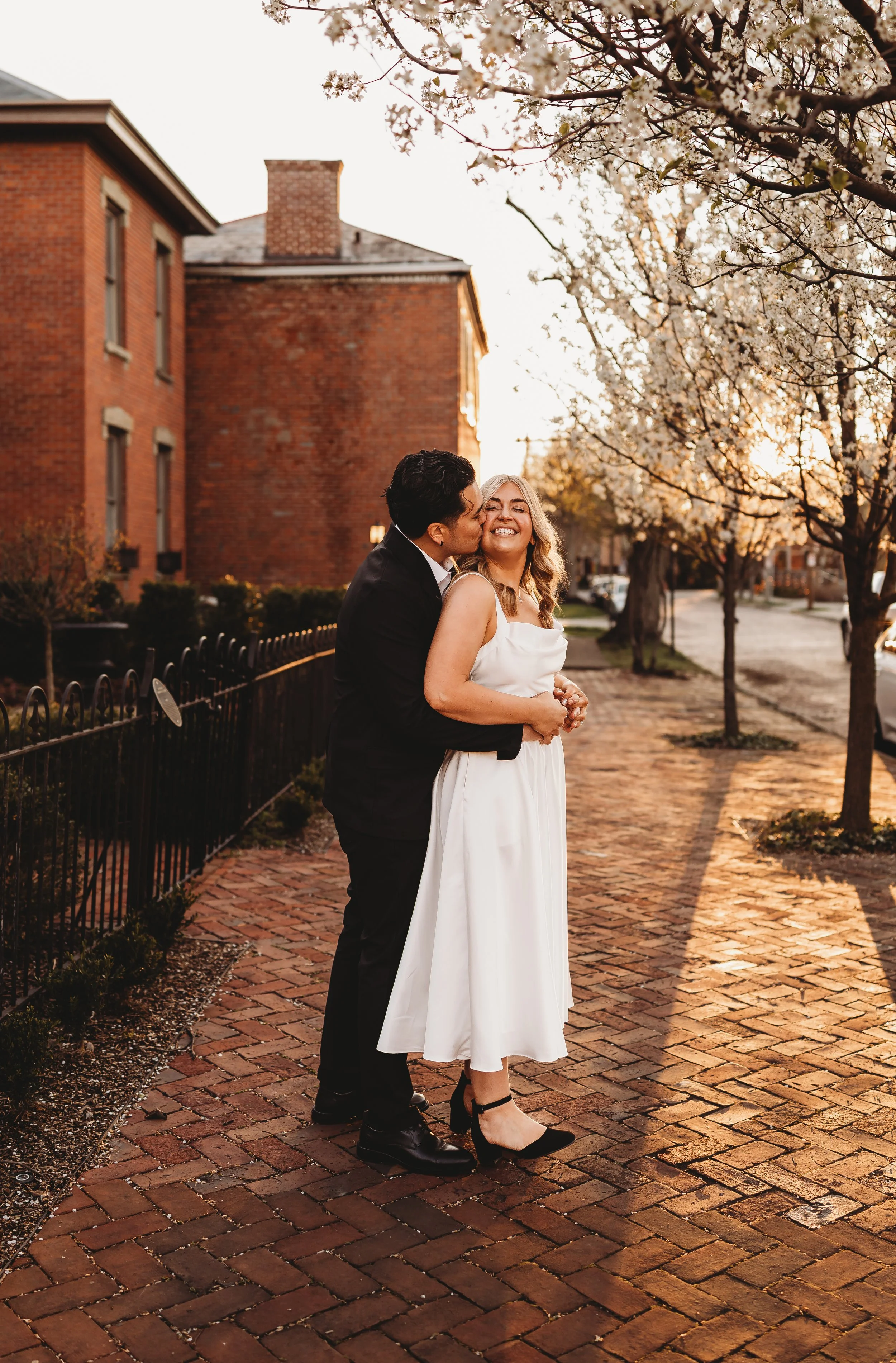 ohdeercollective-ohio-engagement-schiller-park-german-village-wedding-photographer-73.jpg