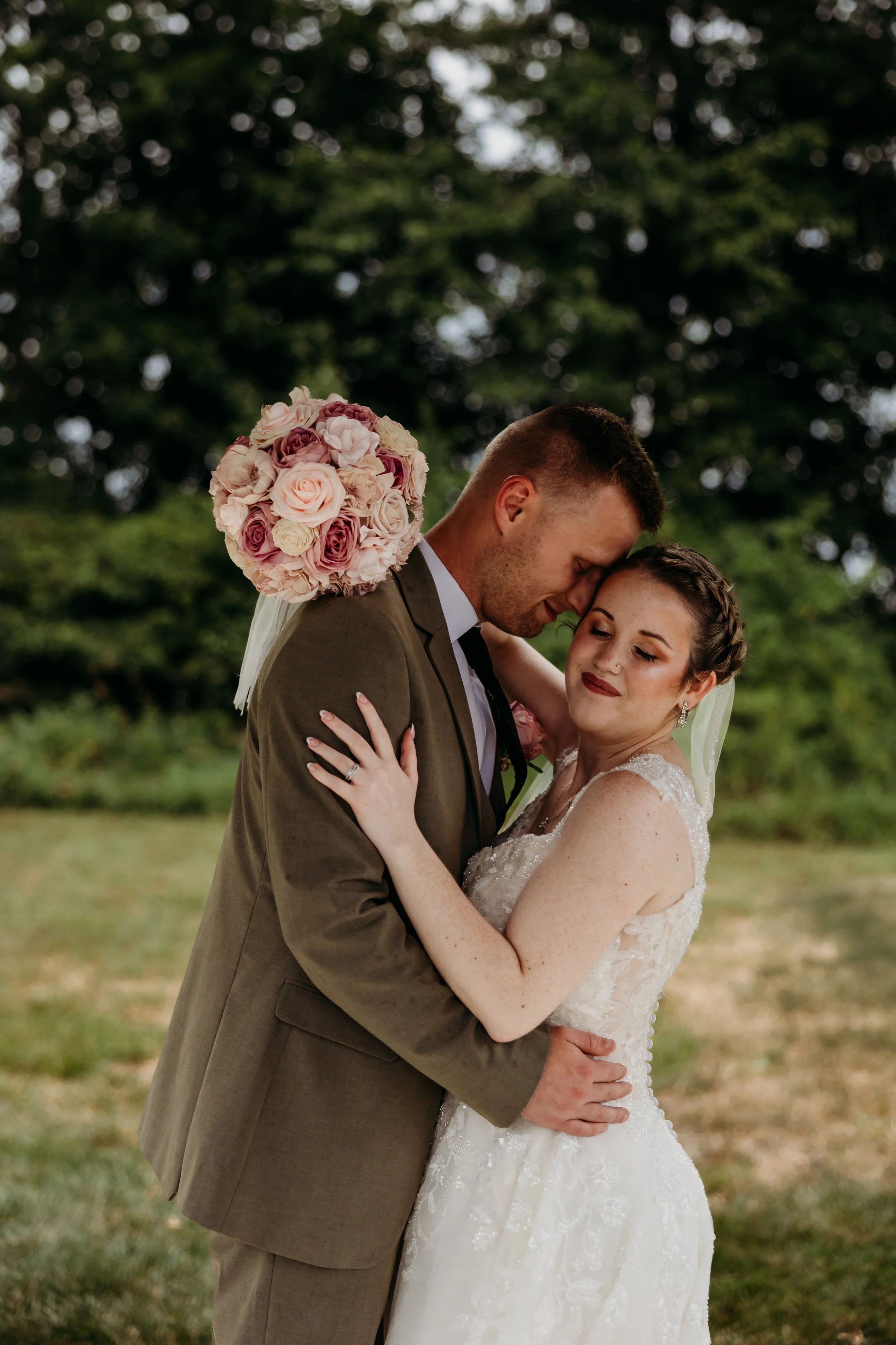 ohdeercollective-ohio-engagement-wedding-photographer-pineacres-28.jpg