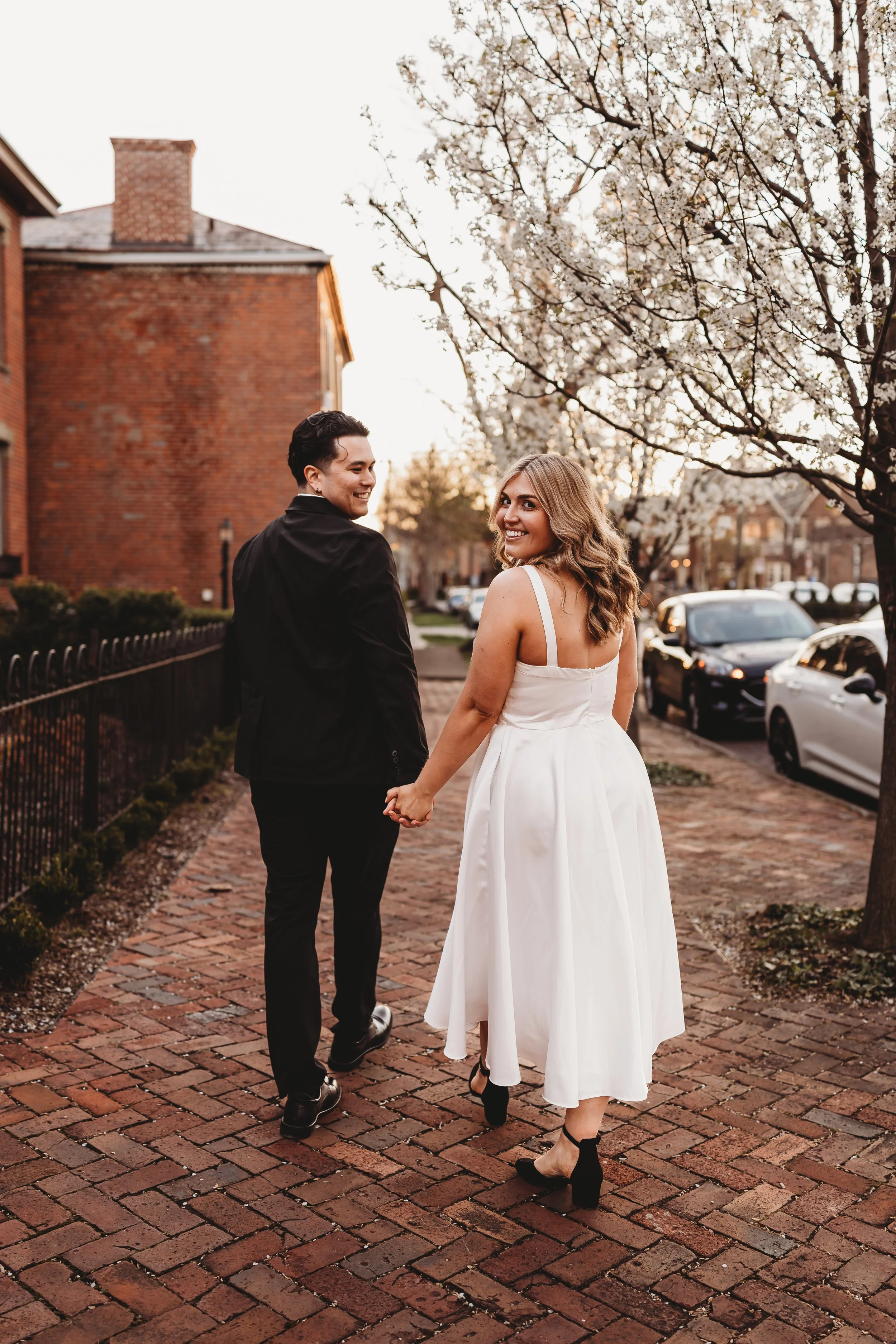 ohdeercollective-ohio-engagement-schiller-park-german-village-wedding-photographer-107.jpg