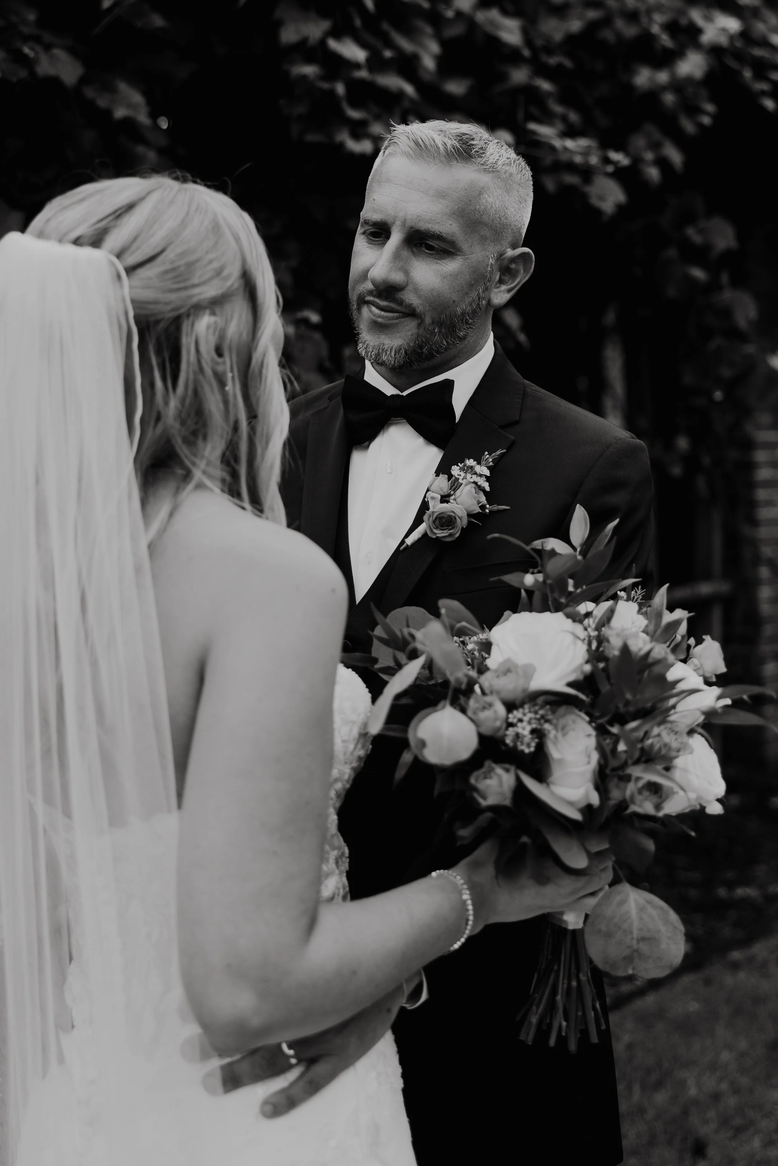 ohdeercollective-ohio-engagement-wedding-maternity-photographer-thebank-akron-225.jpg