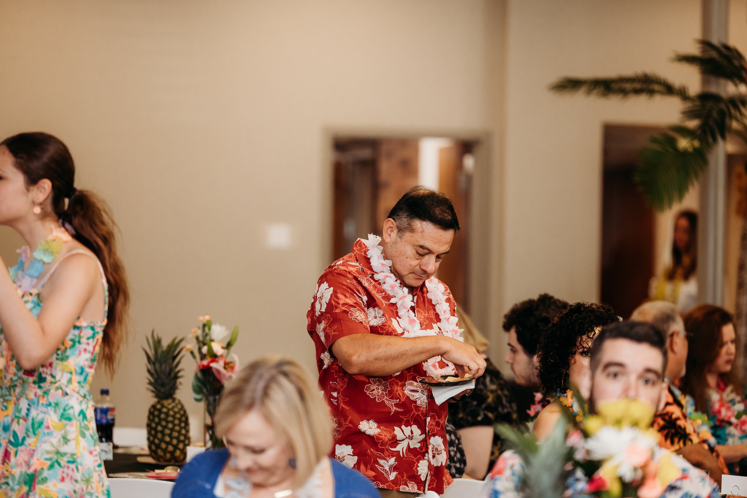 ohdeercollective-ohio-engagement-wedding-photographer-station67-142.jpg