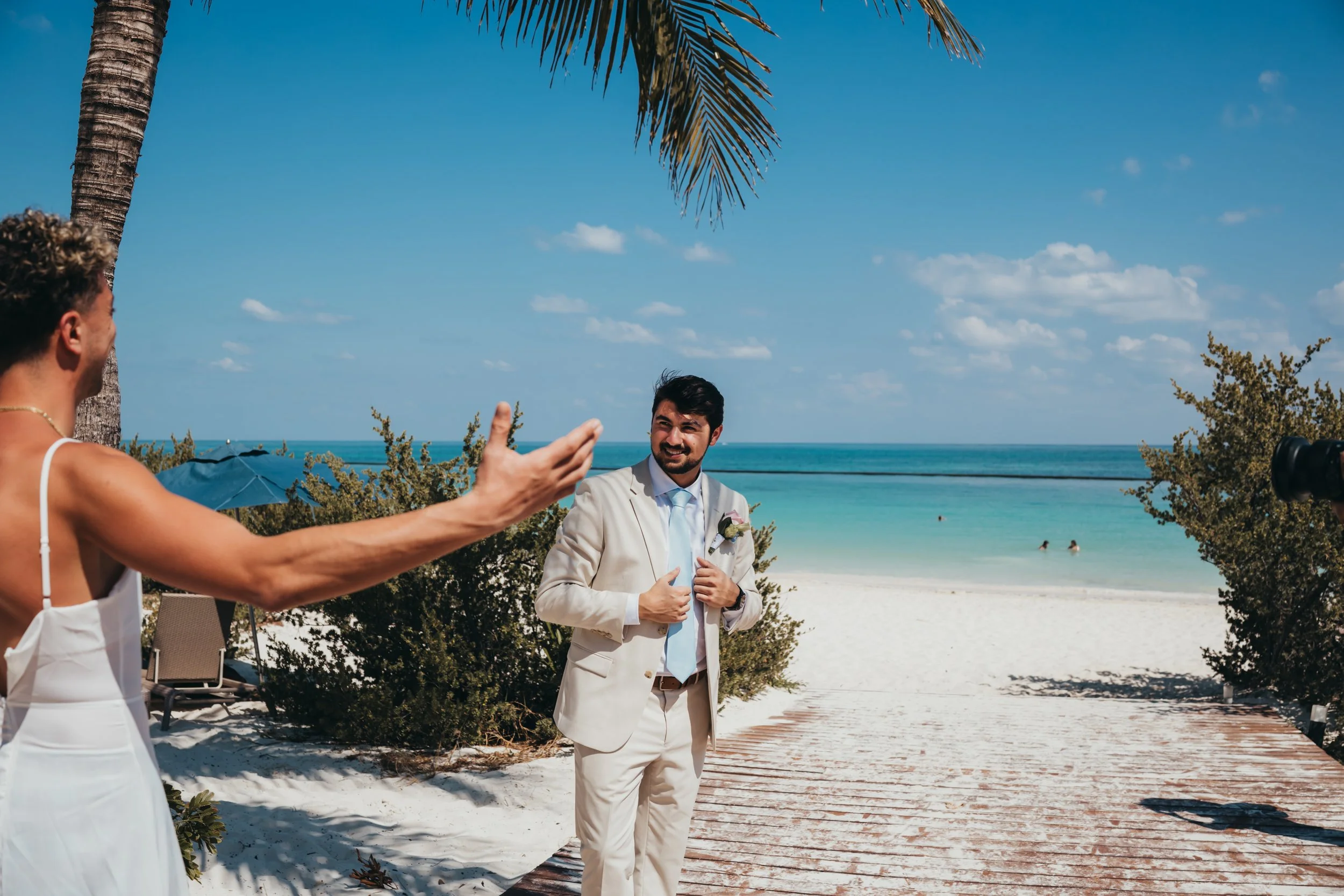ohdeercollective-cancun-royaltonsplash-ohio-wedding-photographer-168.jpg