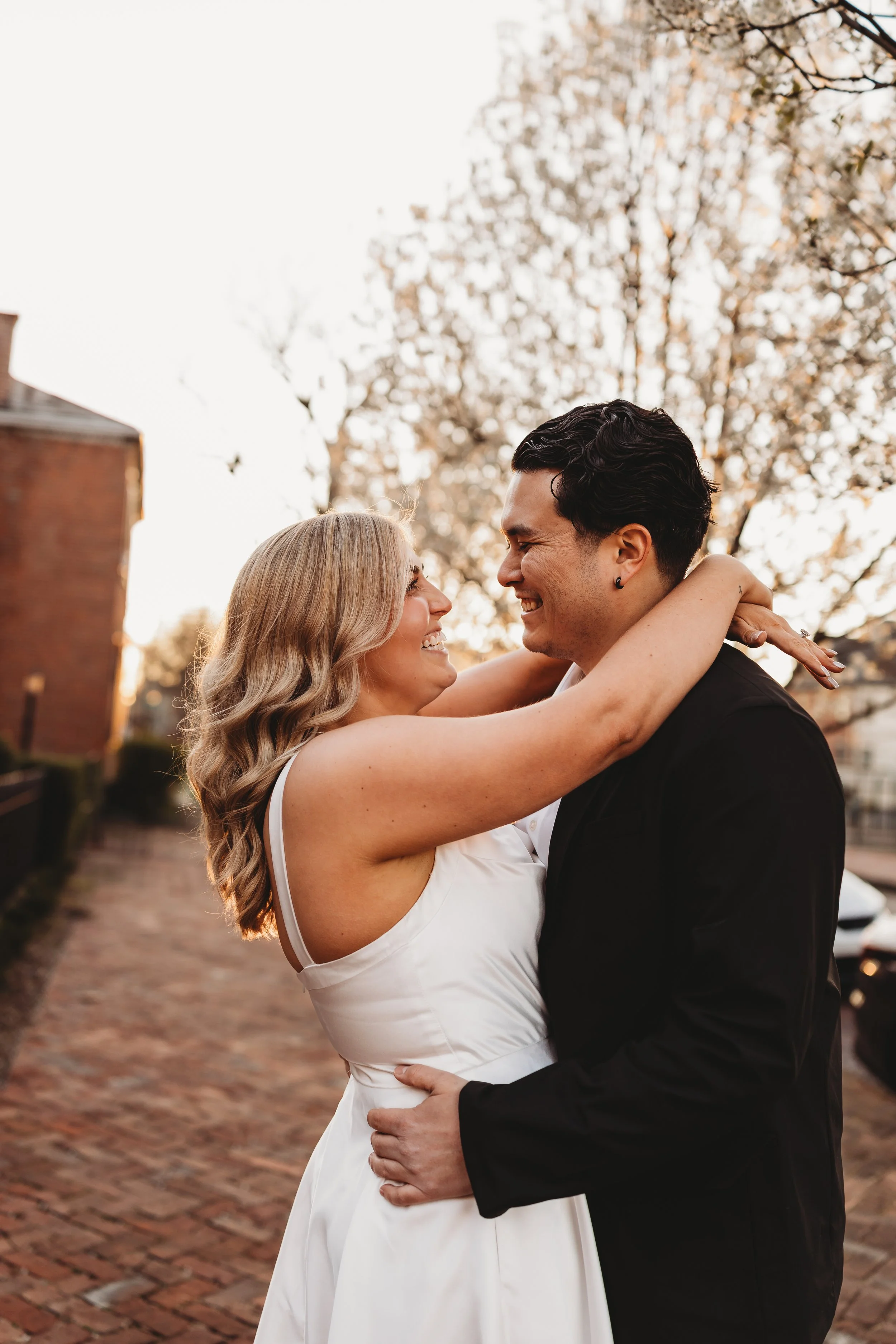 ohdeercollective-ohio-engagement-schiller-park-german-village-wedding-photographer-93.jpg