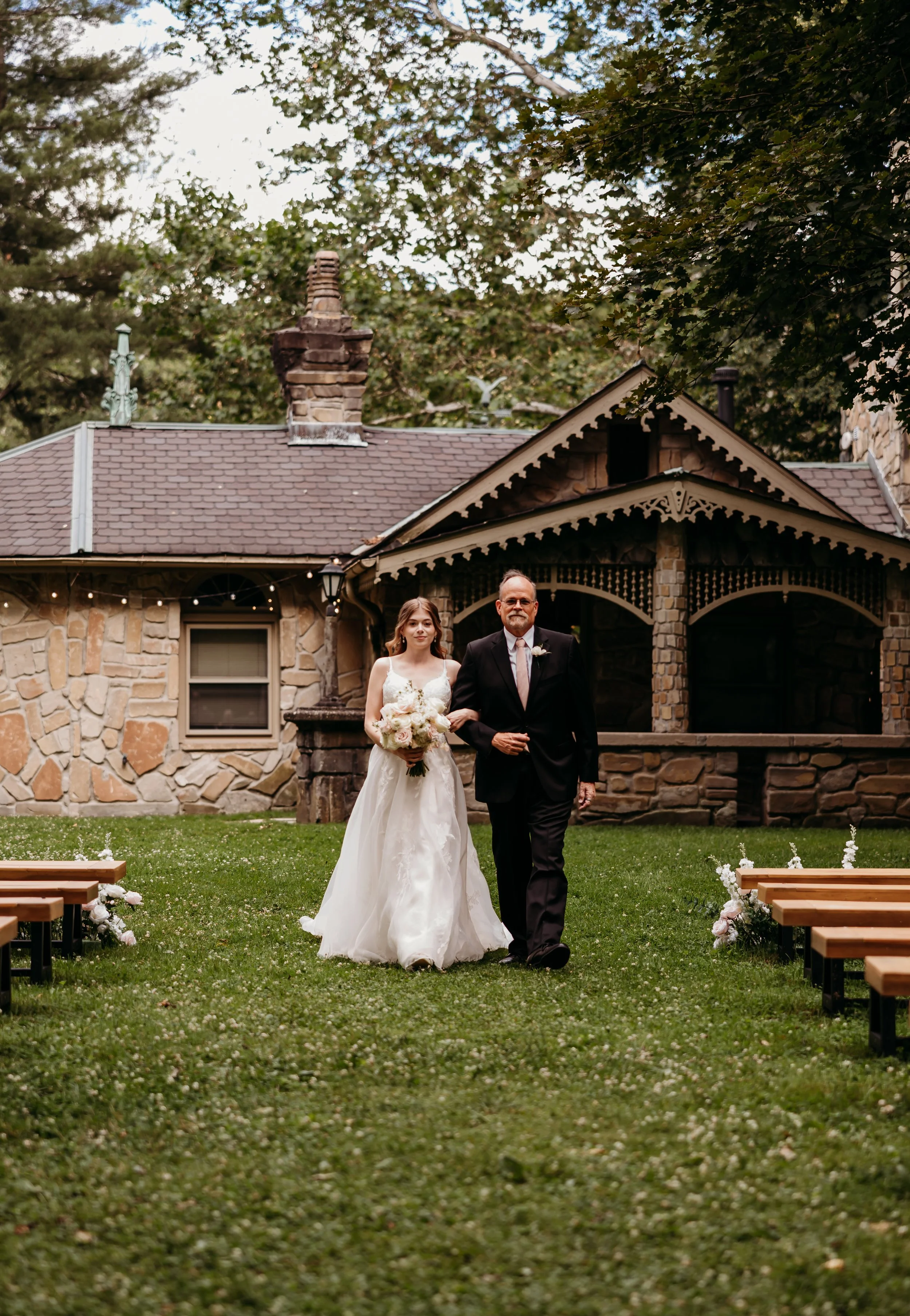 ohdeercollective-ohio-engagement-wedding-photographer-hineshill-26.jpg