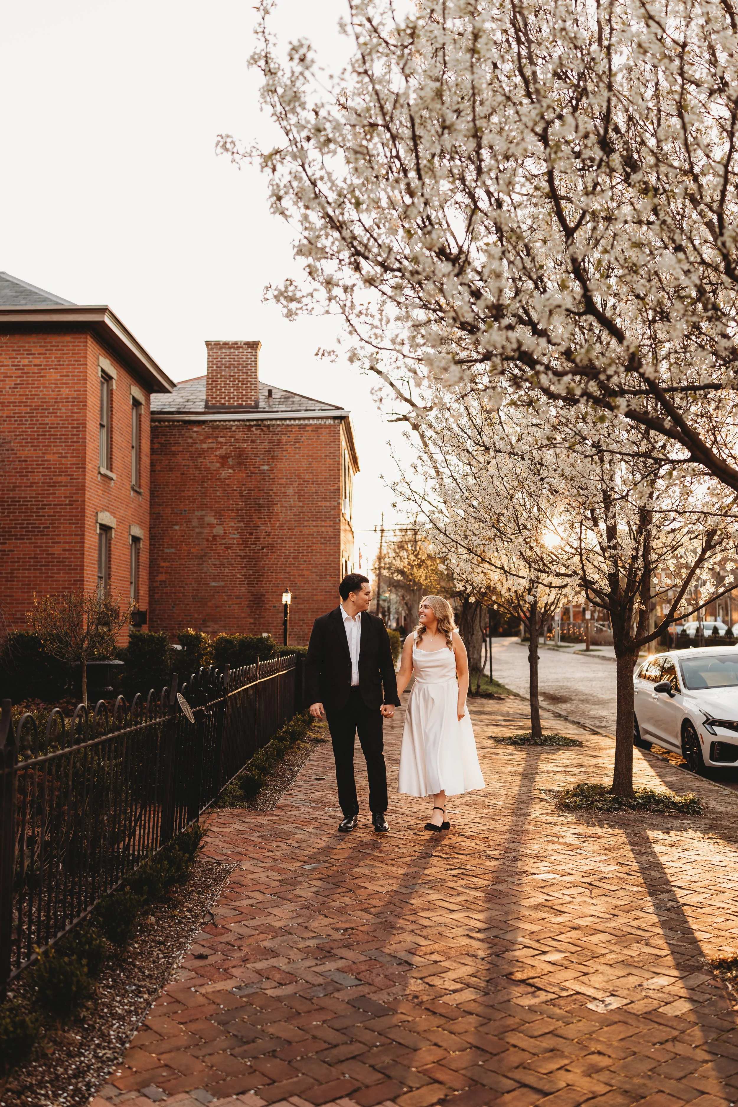 ohdeercollective-ohio-engagement-schiller-park-german-village-wedding-photographer-63.jpg