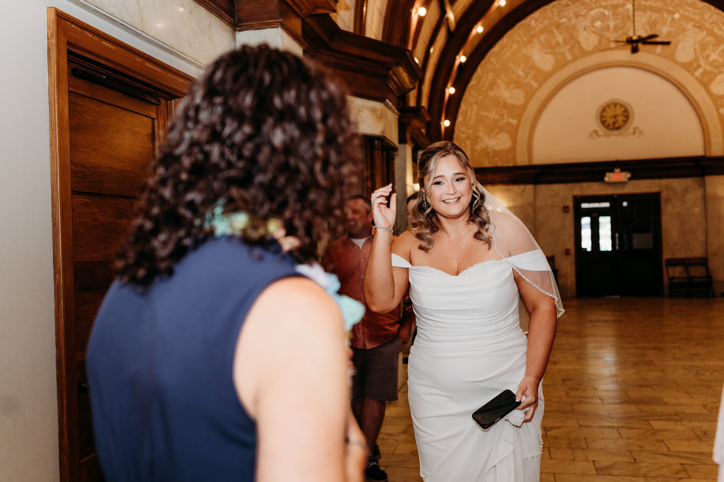ohdeercollective-ohio-engagement-wedding-photographer-station67-156.jpg