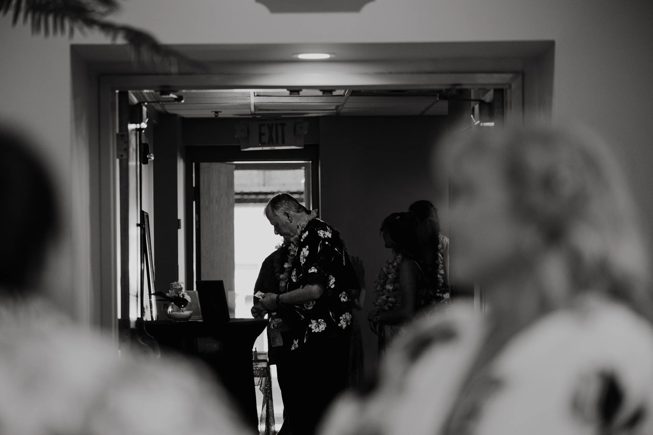 ohdeercollective-ohio-engagement-wedding-photographer-station67-126.jpg