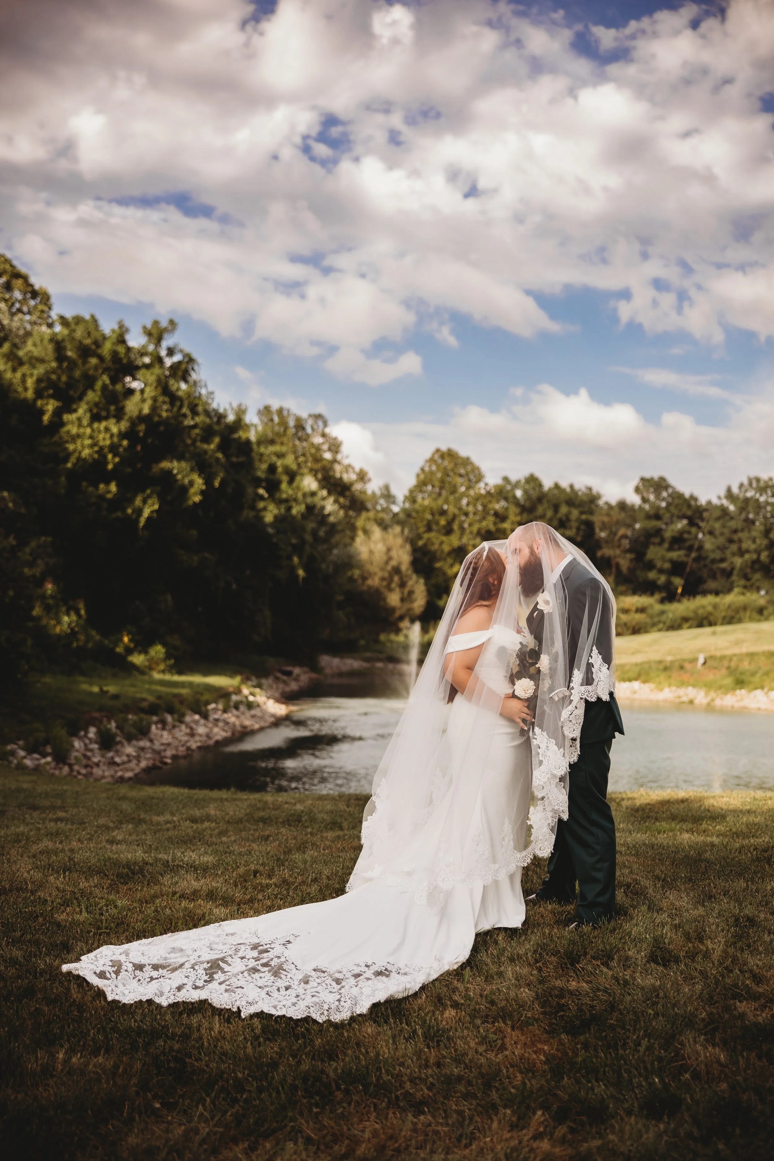 ohdeercollective-ohio-engagement-wedding-maternity-photographer-barnatrushcreek-20.jpg
