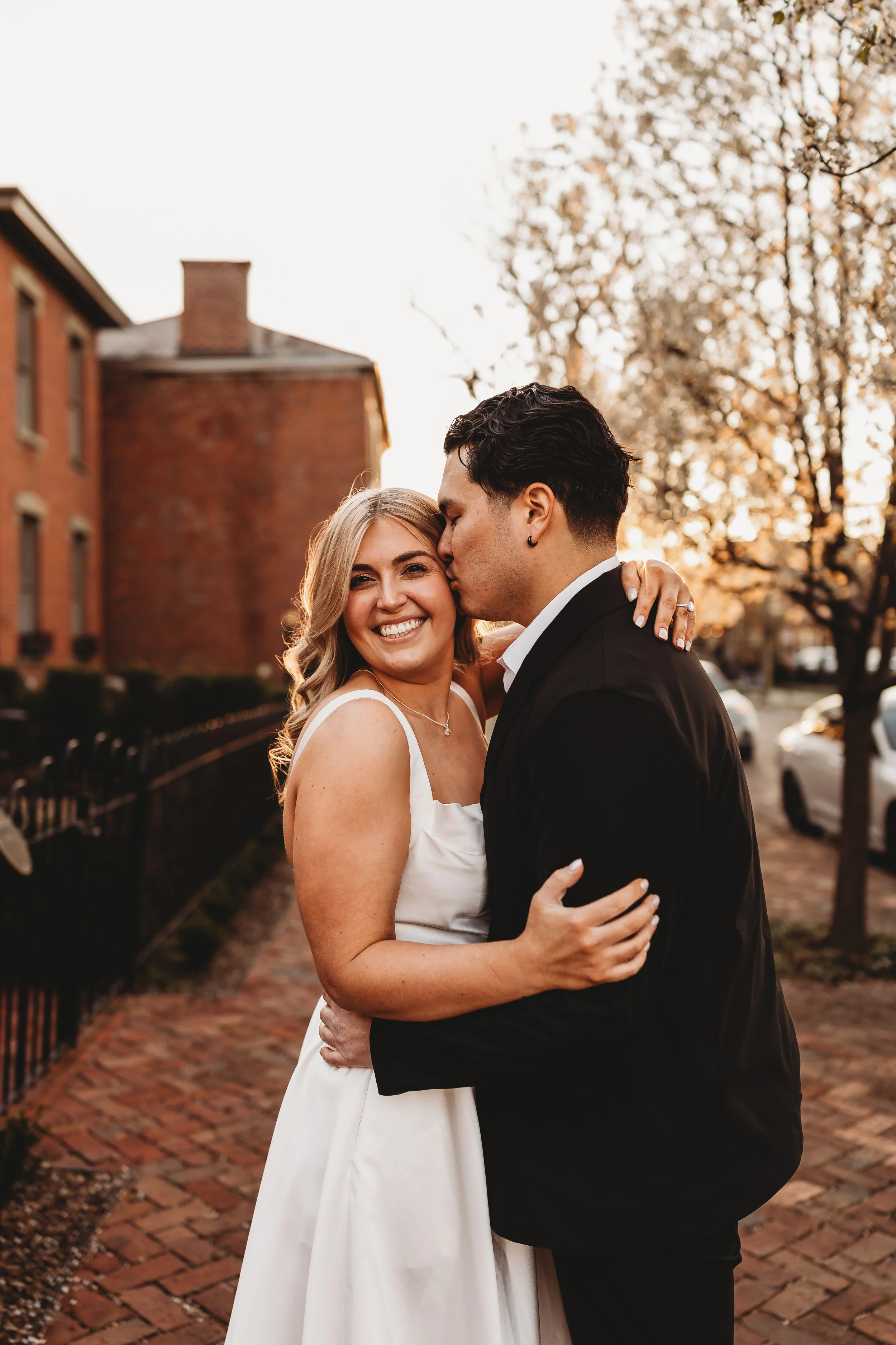 ohdeercollective-ohio-engagement-schiller-park-german-village-wedding-photographer-91.jpg