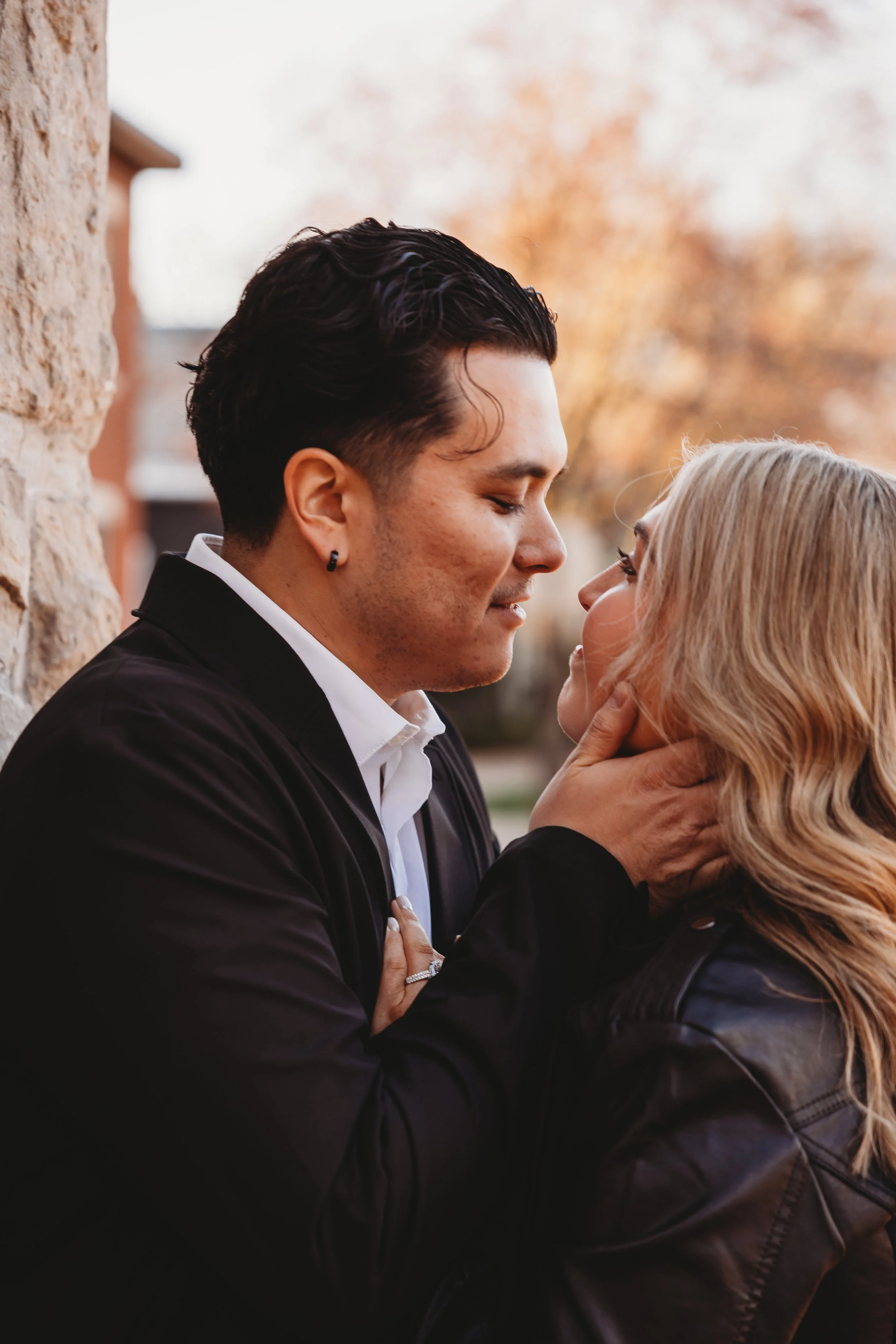 ohdeercollective-ohio-engagement-schiller-park-german-village-wedding-photographer-19.jpg