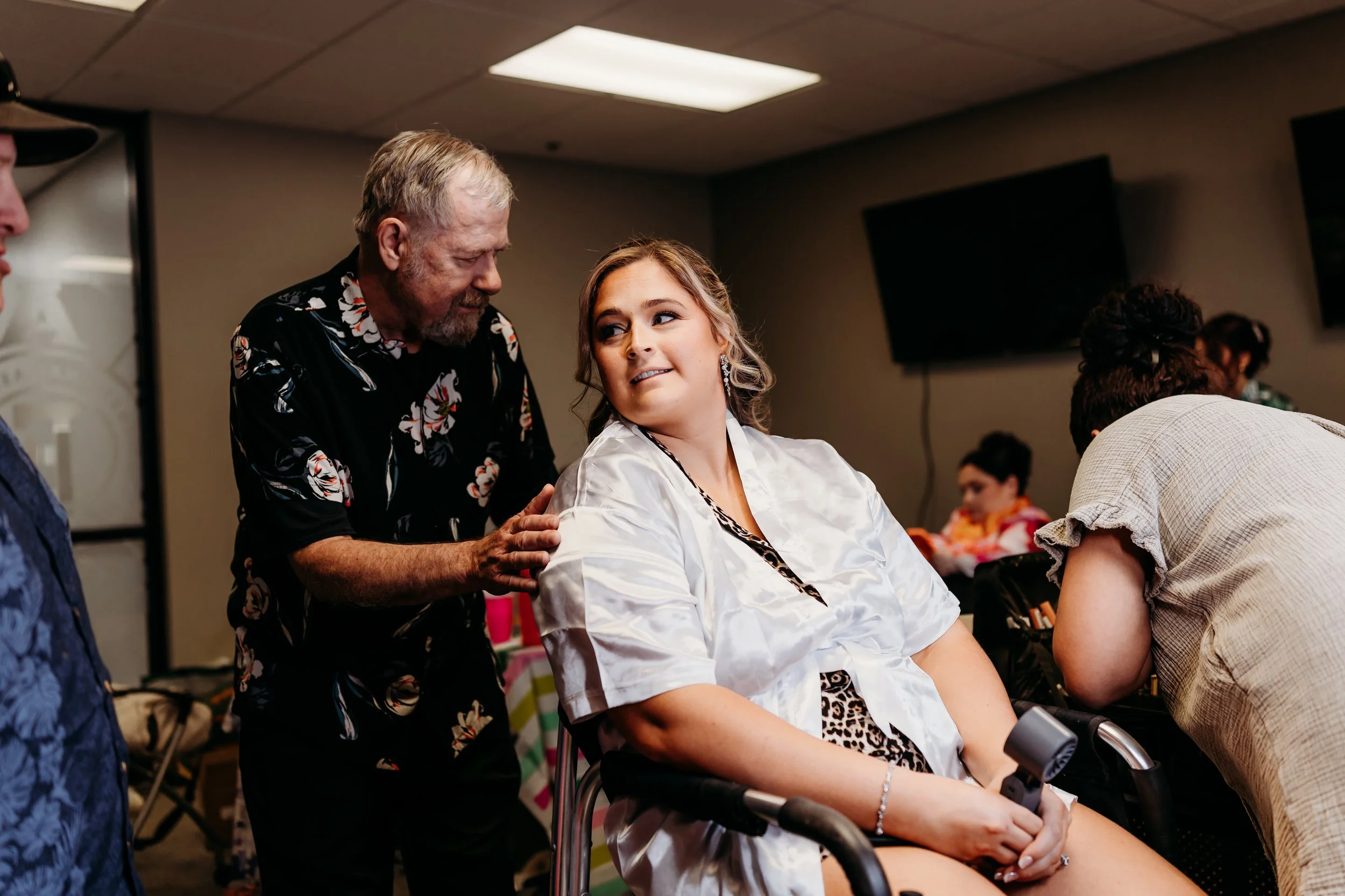 ohdeercollective-ohio-engagement-wedding-photographer-station67-56.jpg