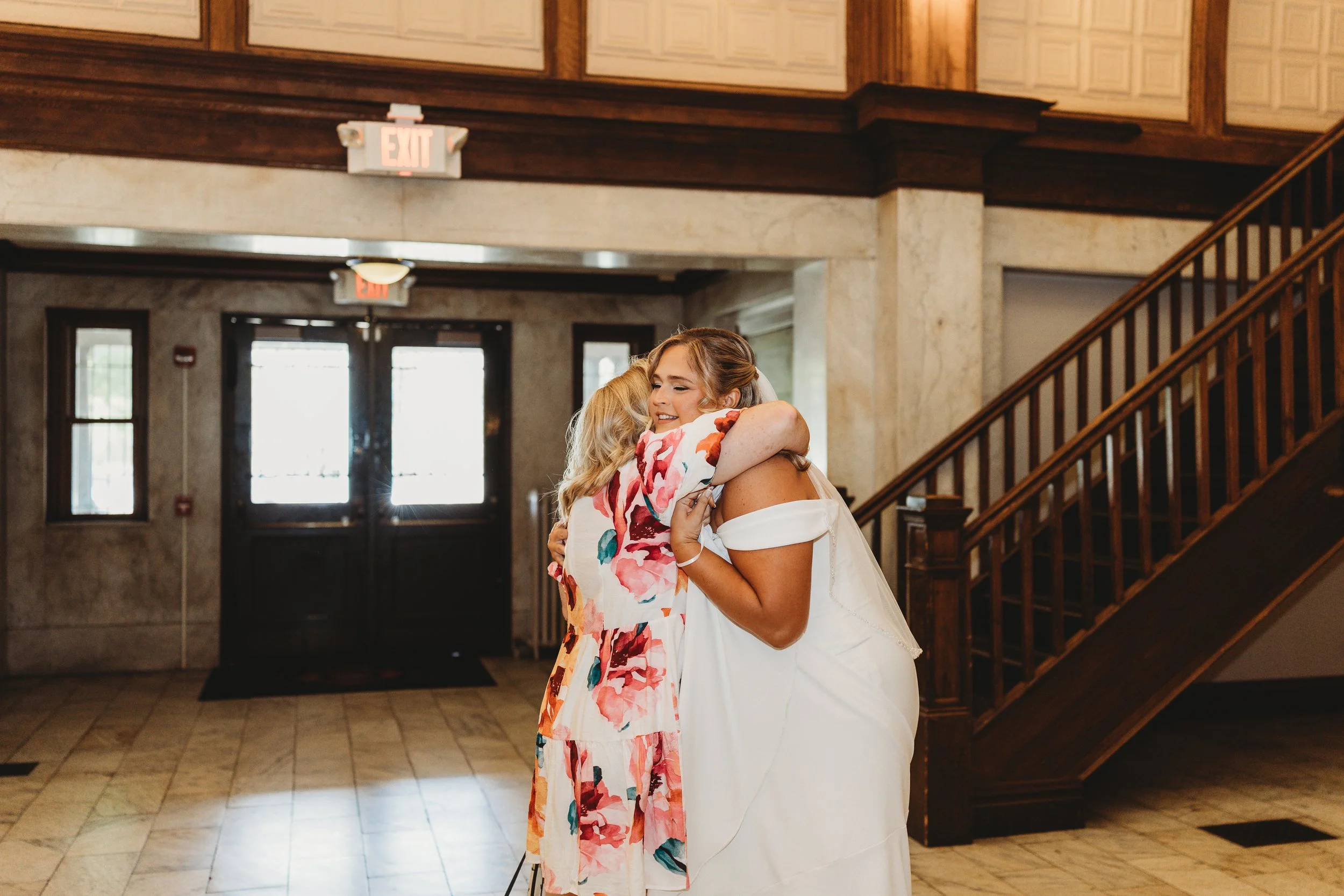 ohdeercollective-ohio-engagement-wedding-photographer-station67-111.jpg