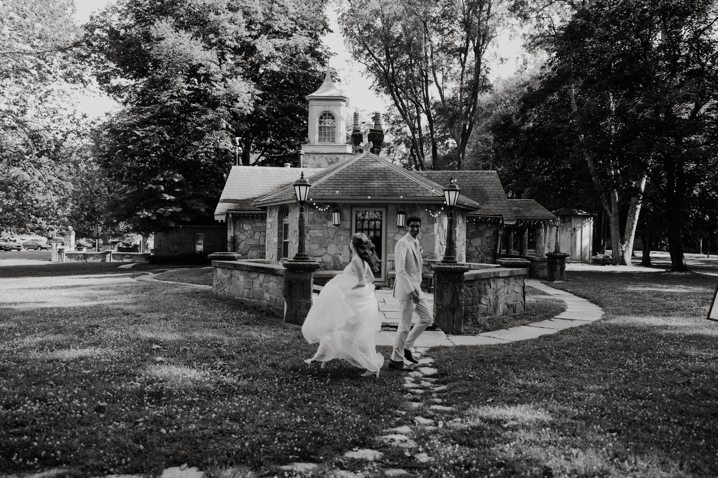 ohdeercollective-ohio-engagement-wedding-photographer-hineshill-34.jpg
