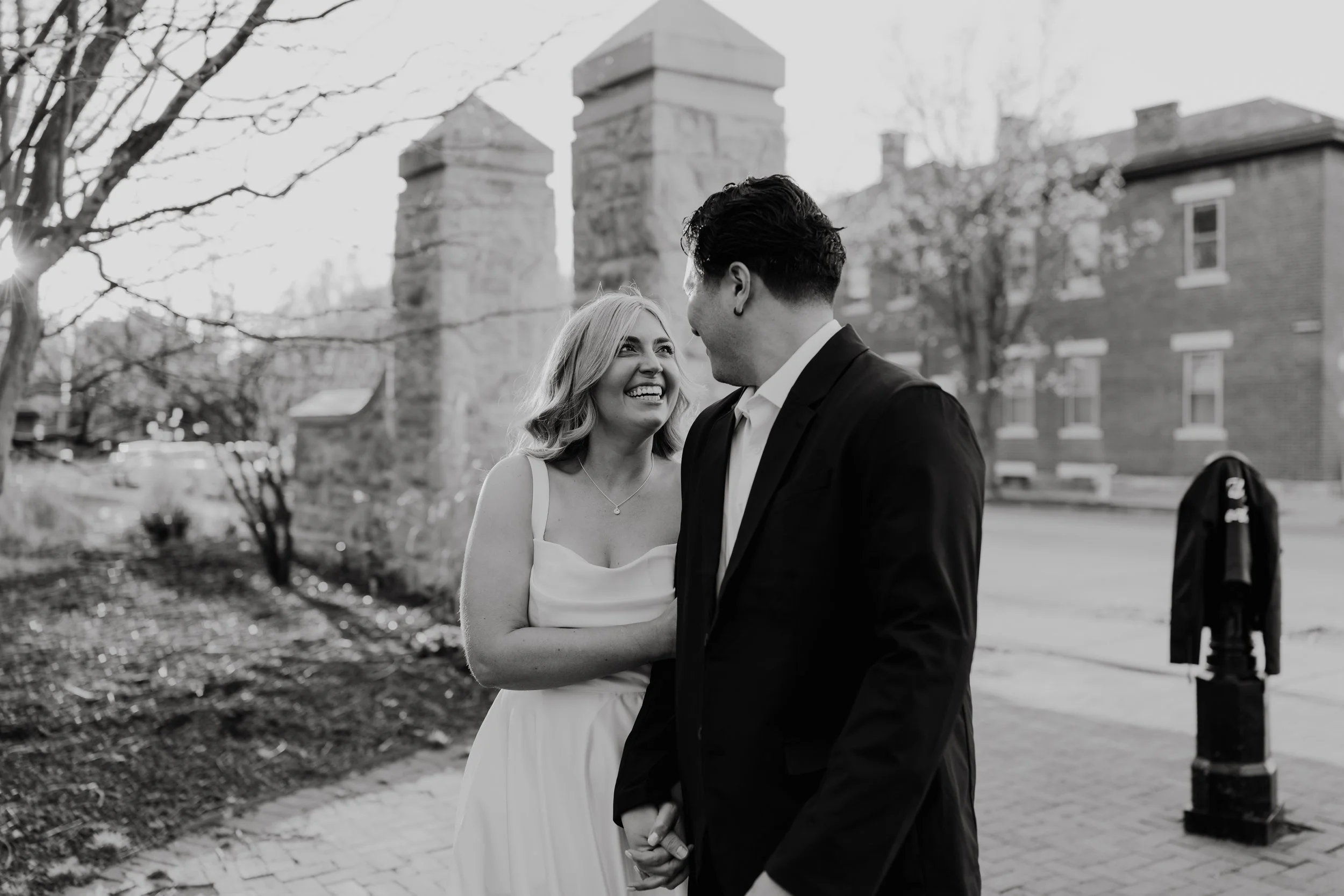 ohdeercollective-ohio-engagement-schiller-park-german-village-wedding-photographer-34.jpg