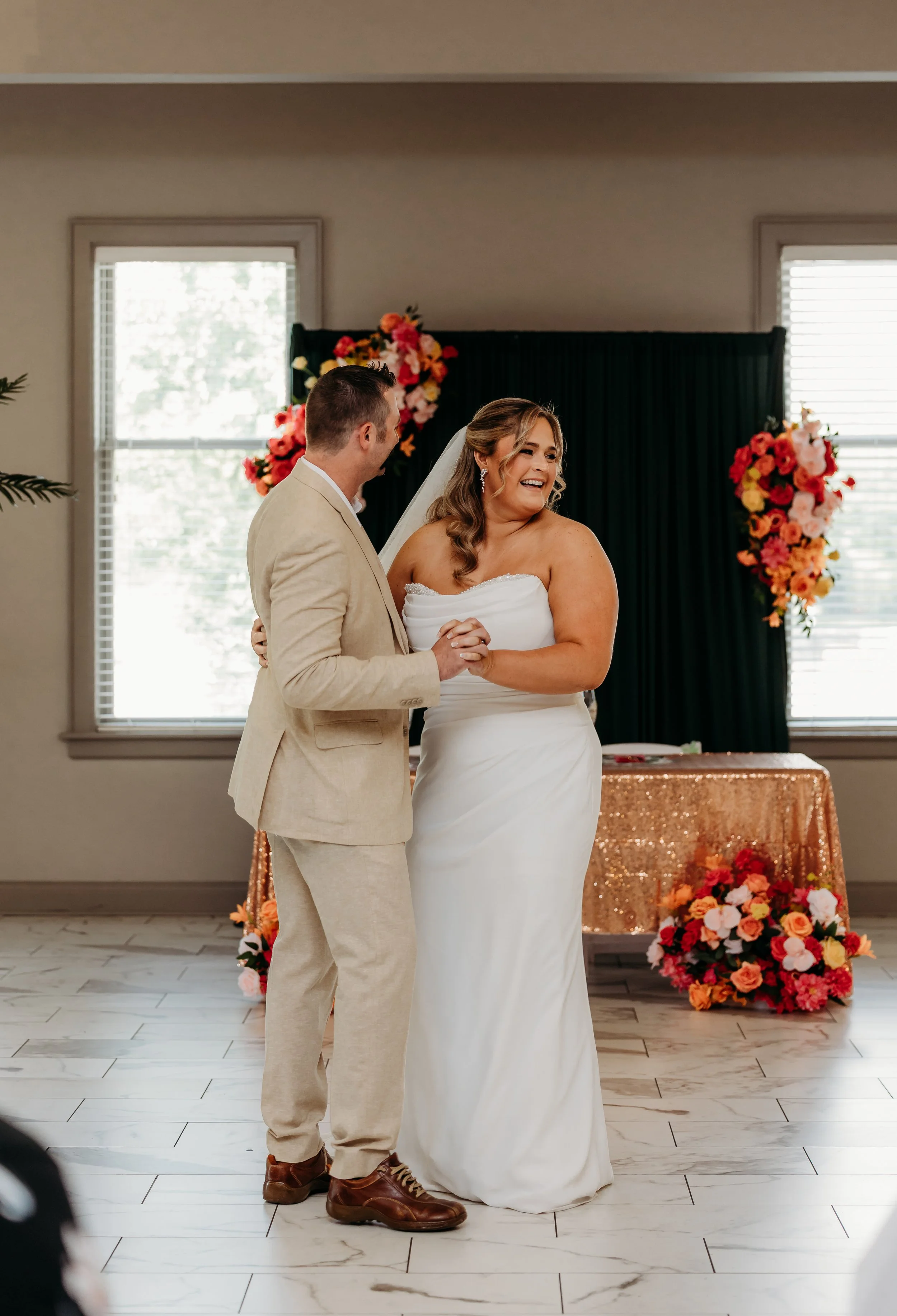 ohdeercollective-ohio-engagement-wedding-photographer-station67-256.jpg