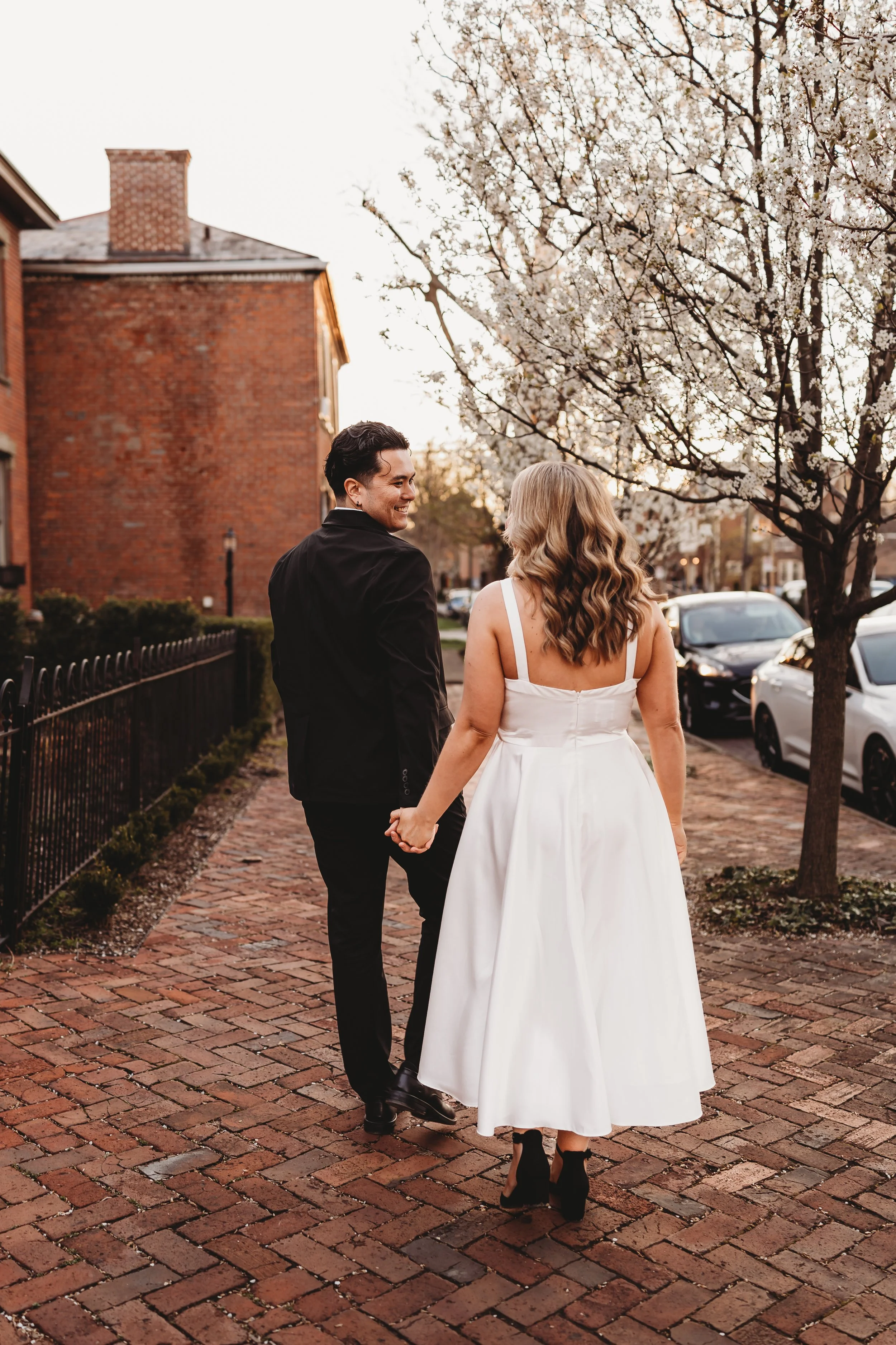 ohdeercollective-ohio-engagement-schiller-park-german-village-wedding-photographer-106.jpg