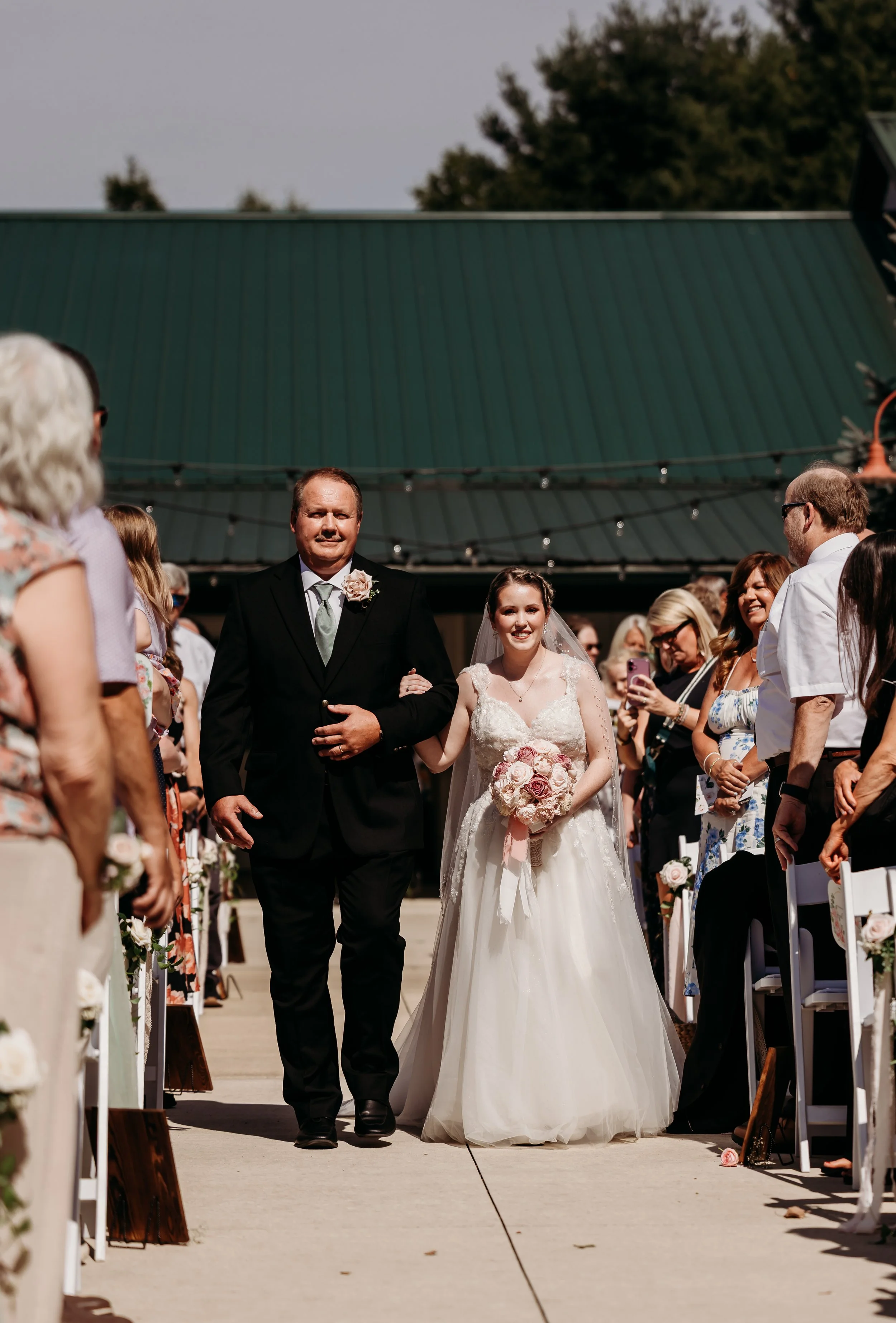 ohdeercollective-ohio-engagement-wedding-photographer-pineacres-20.jpg