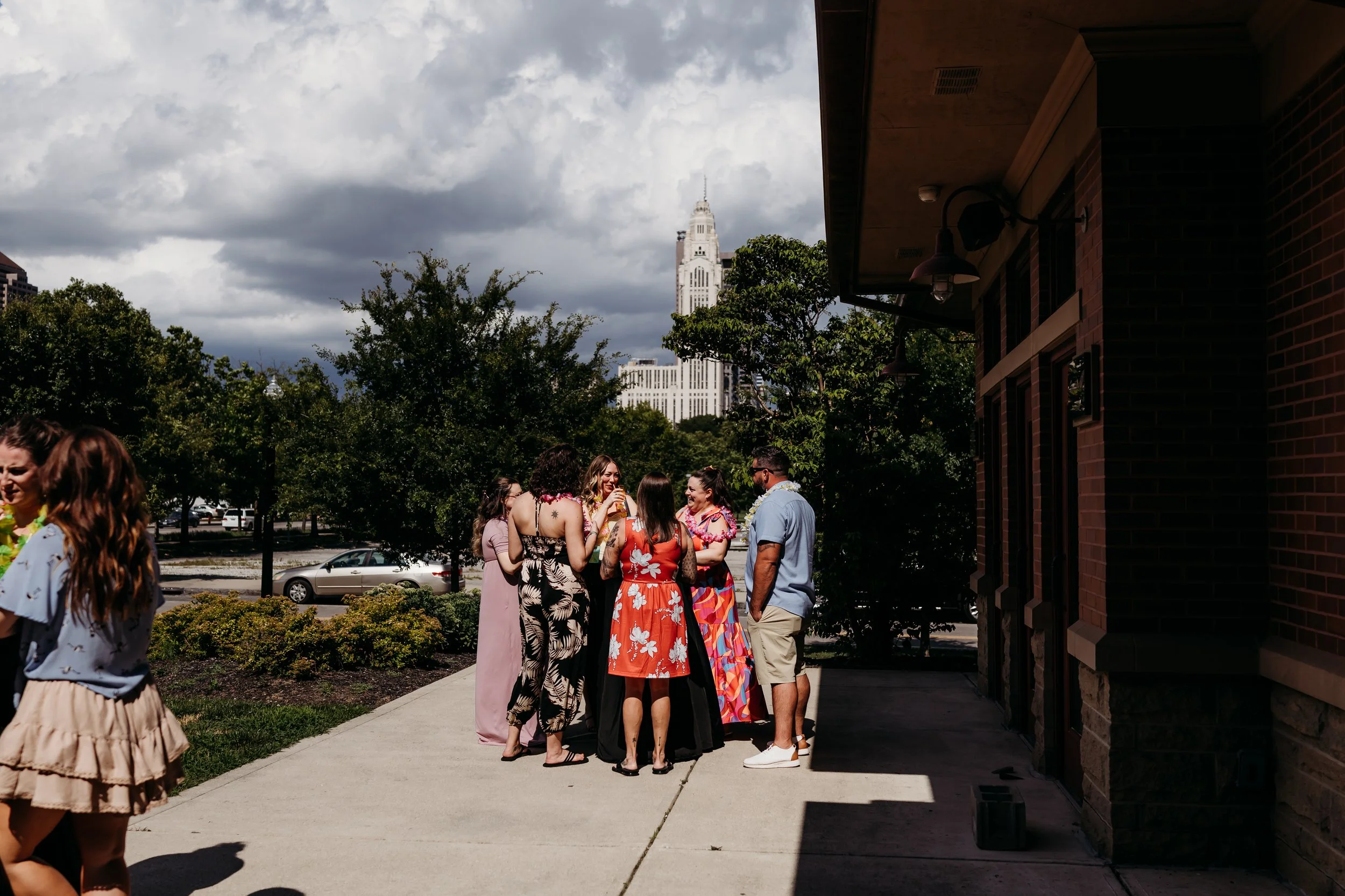 ohdeercollective-ohio-engagement-wedding-photographer-station67-150.jpg