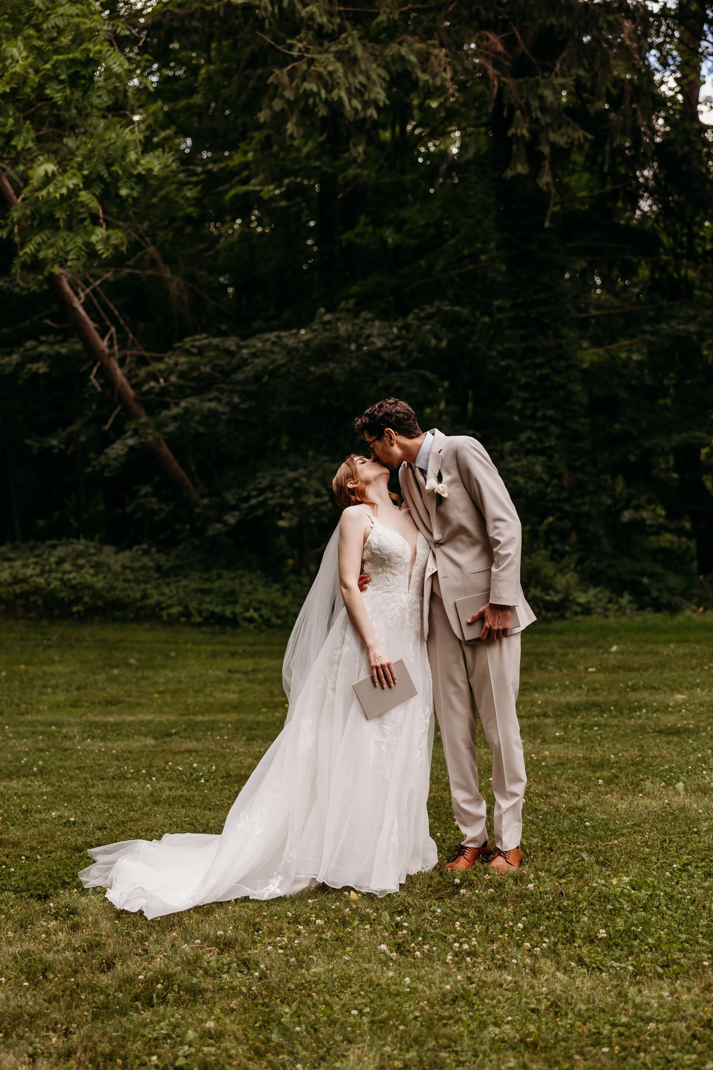 ohdeercollective-ohio-engagement-wedding-photographer-hineshill-12.jpg
