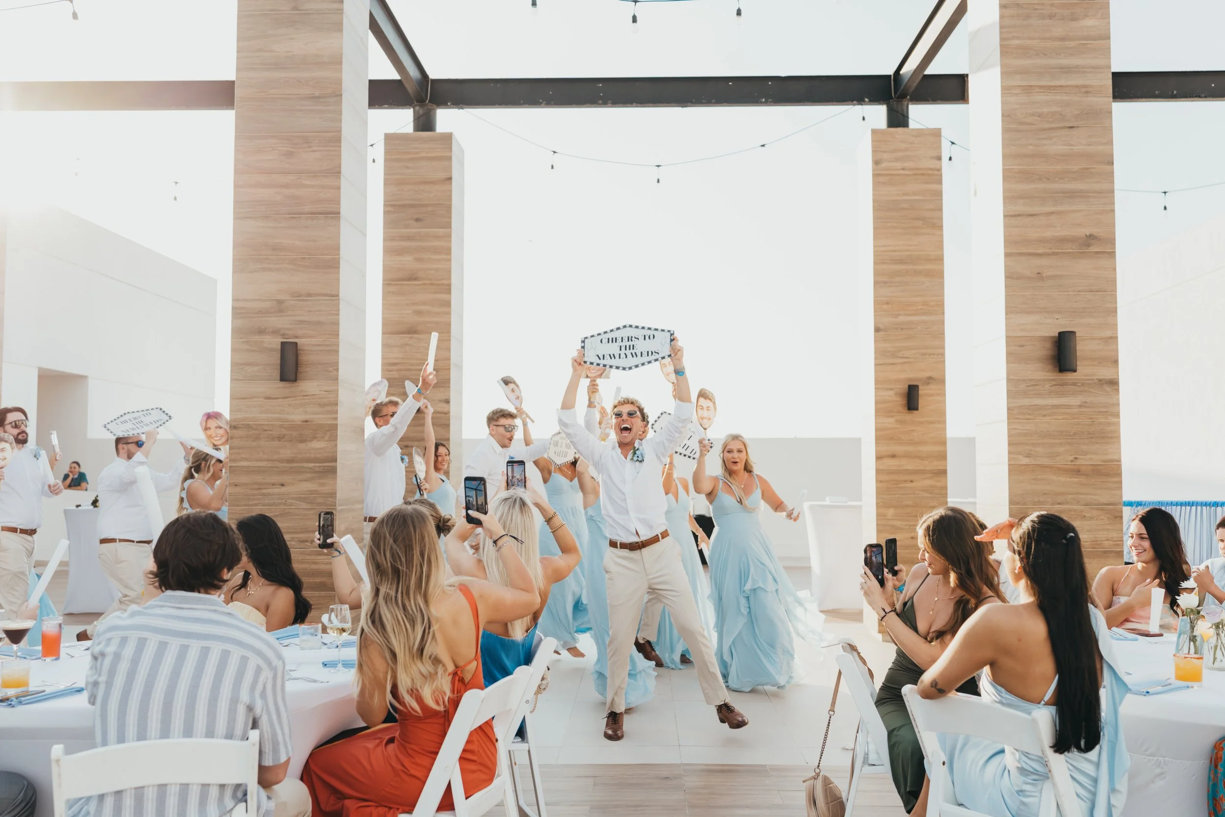 ohdeercollective-cancun-royaltonsplash-ohio-wedding-photographer-812.jpg