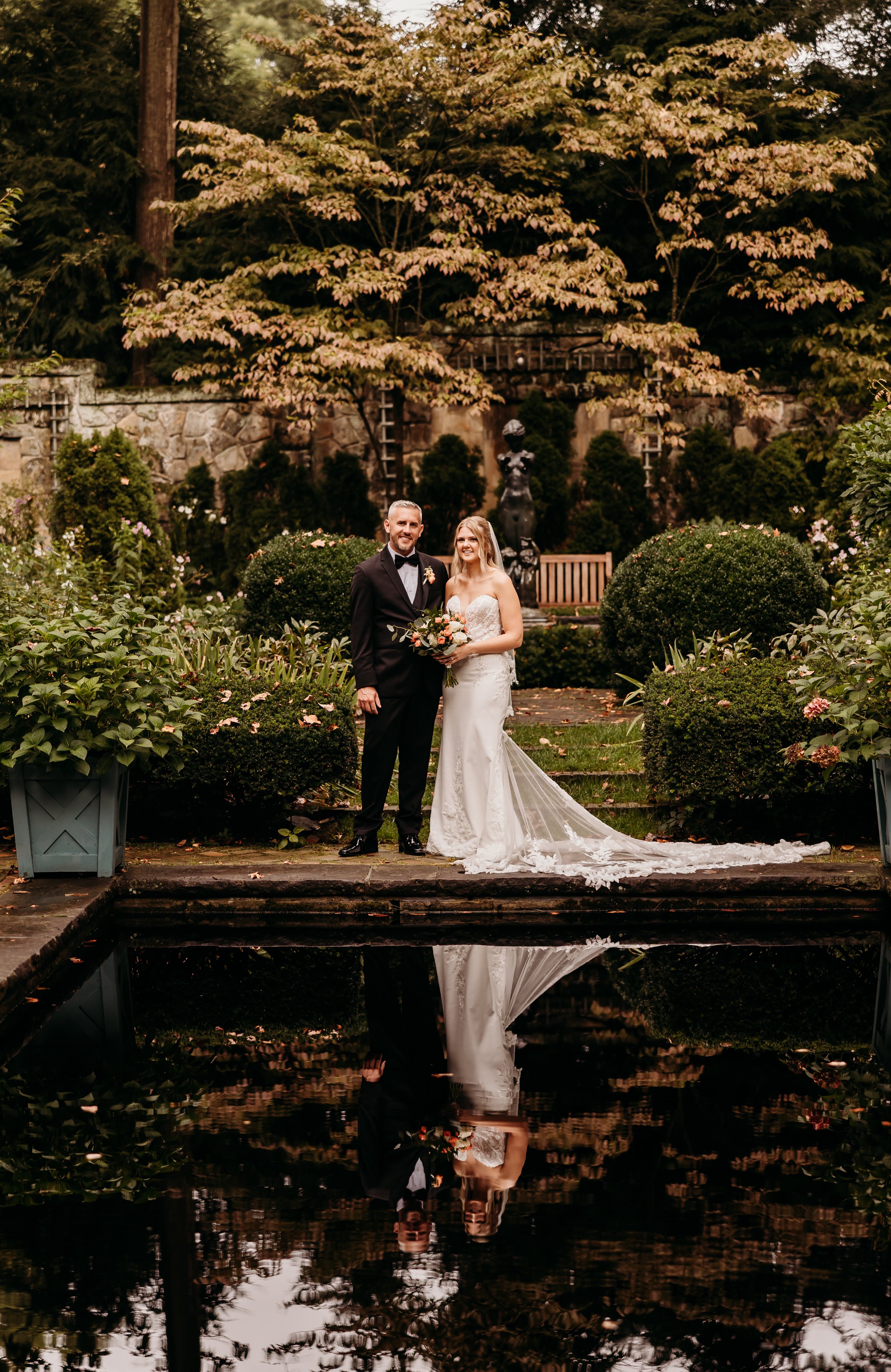 ohdeercollective-ohio-engagement-wedding-maternity-photographer-thebank-akron-267.jpg