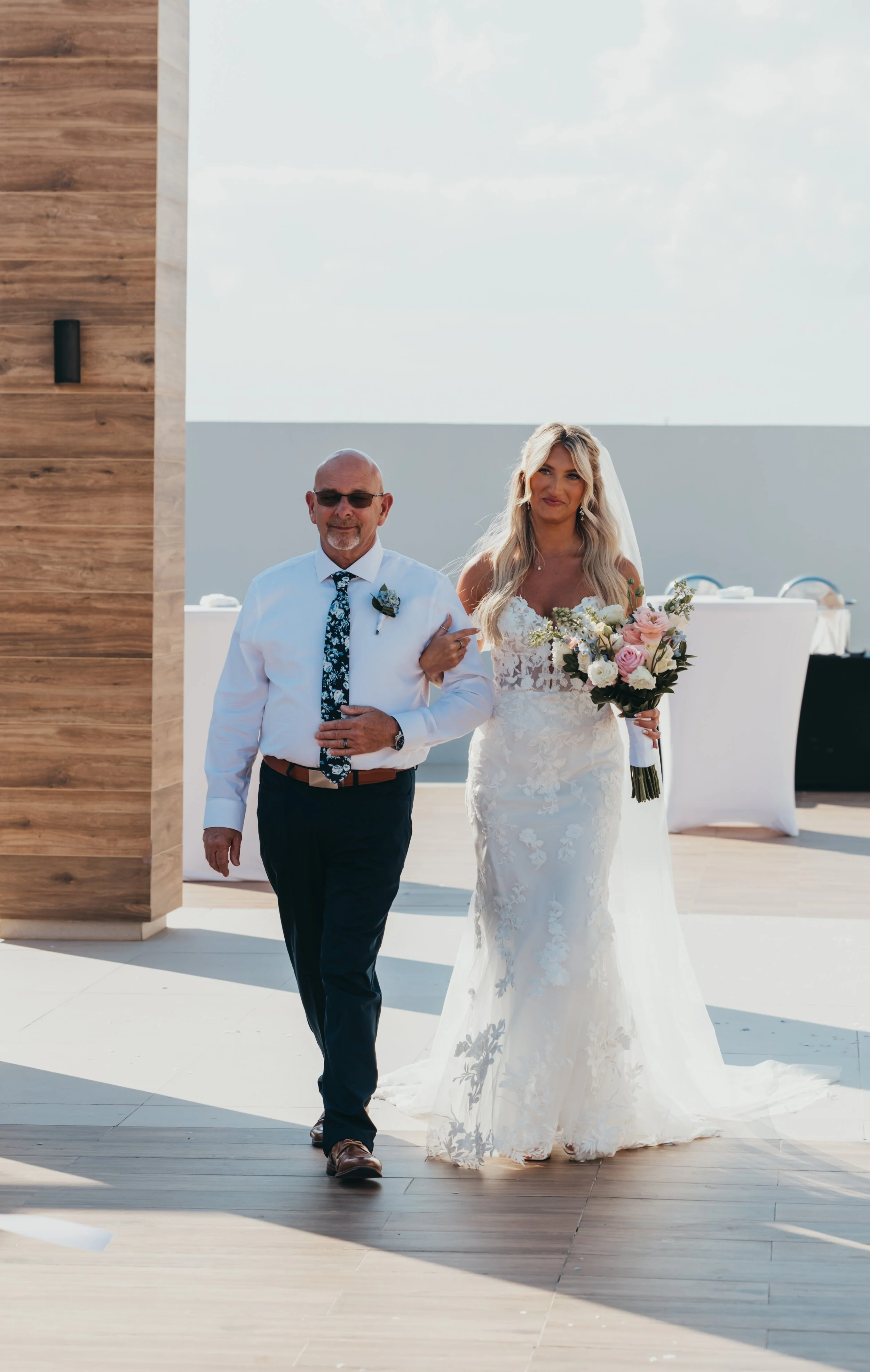 ohdeercollective-cancun-royaltonsplash-ohio-wedding-photographer-541.jpg