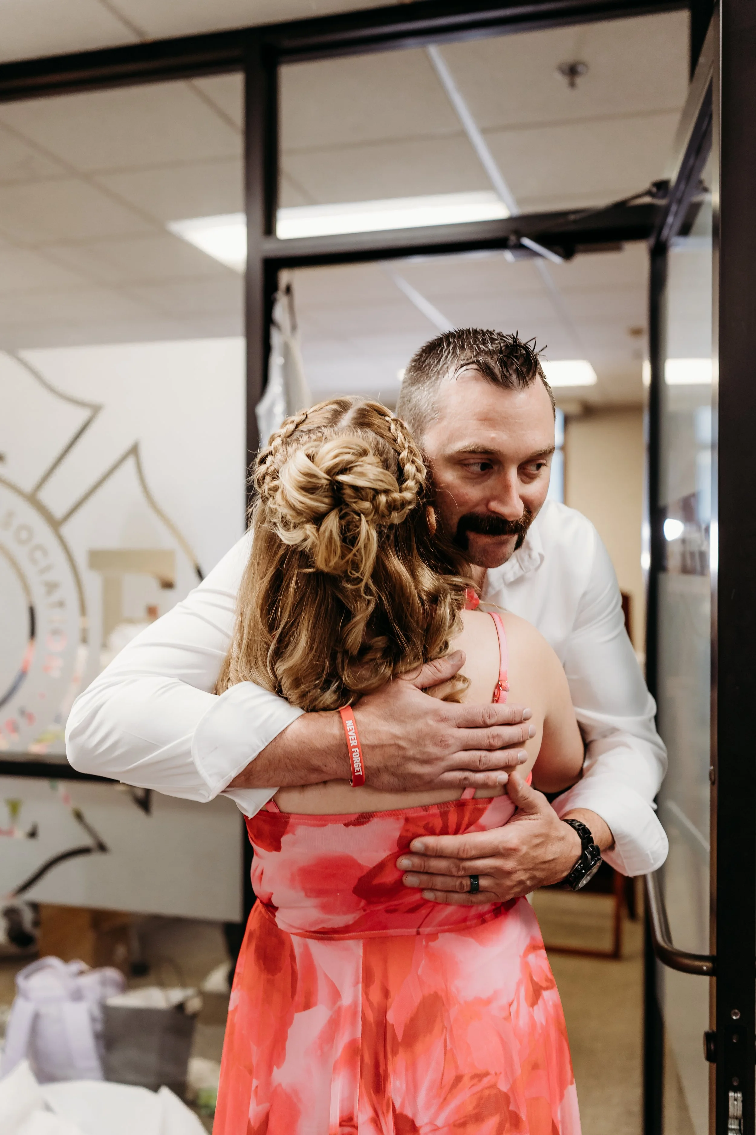ohdeercollective-ohio-engagement-wedding-photographer-station67-21.jpg