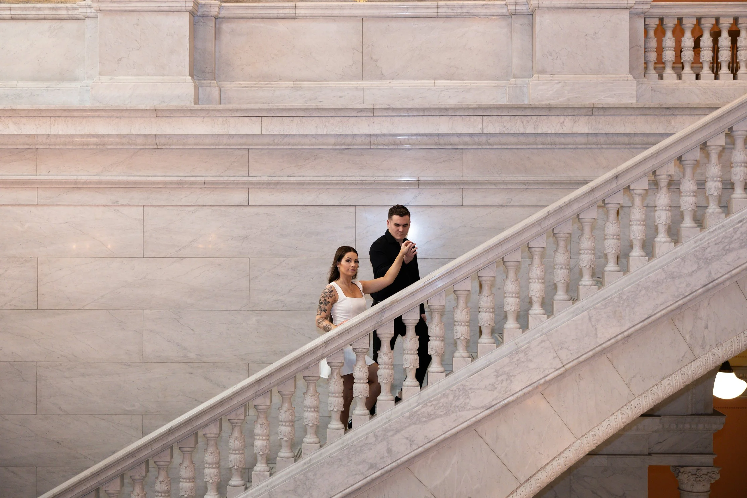 ohdeercollective-ohio-statehouse-wedding-photographer-80.jpg