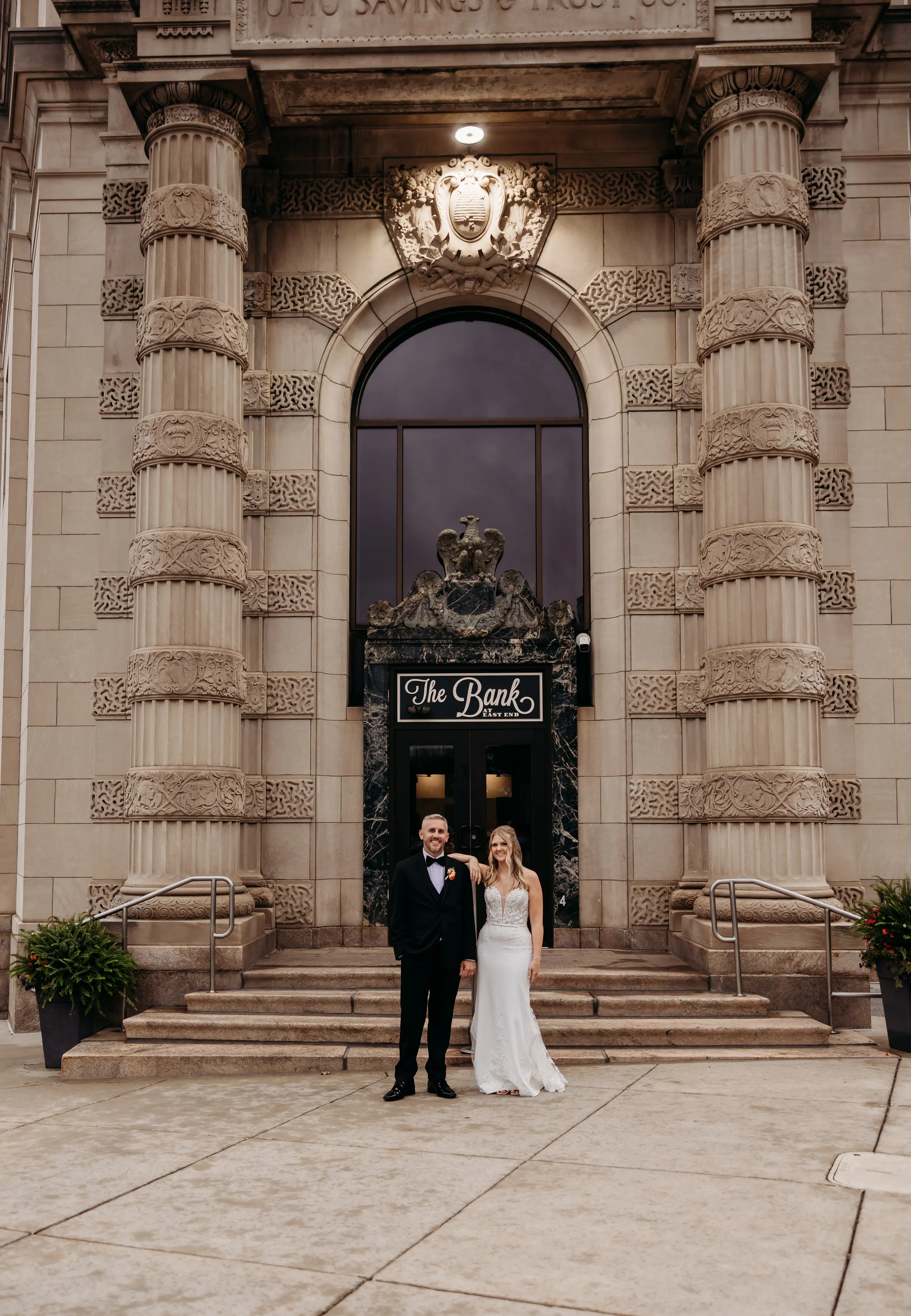 ohdeercollective-ohio-engagement-wedding-maternity-photographer-thebank-akron-425.jpg