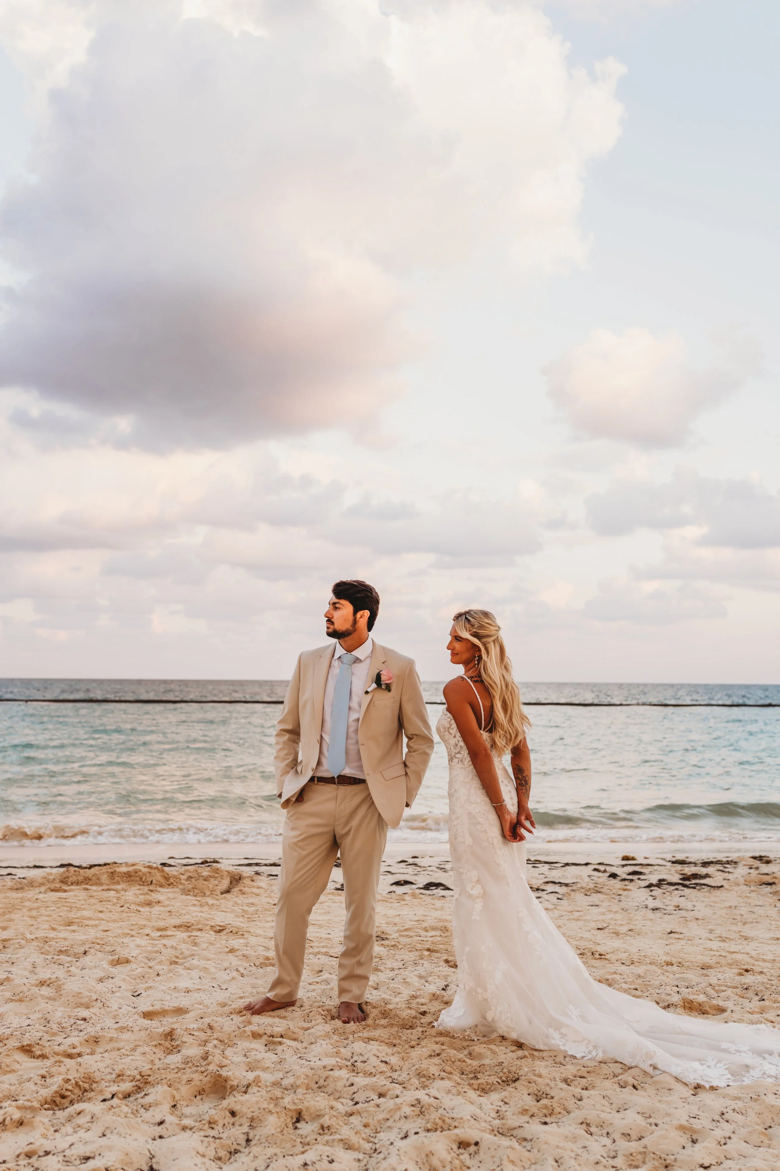 ohdeercollective-cancun-royaltonsplash-ohio-wedding-photographer-998.jpg