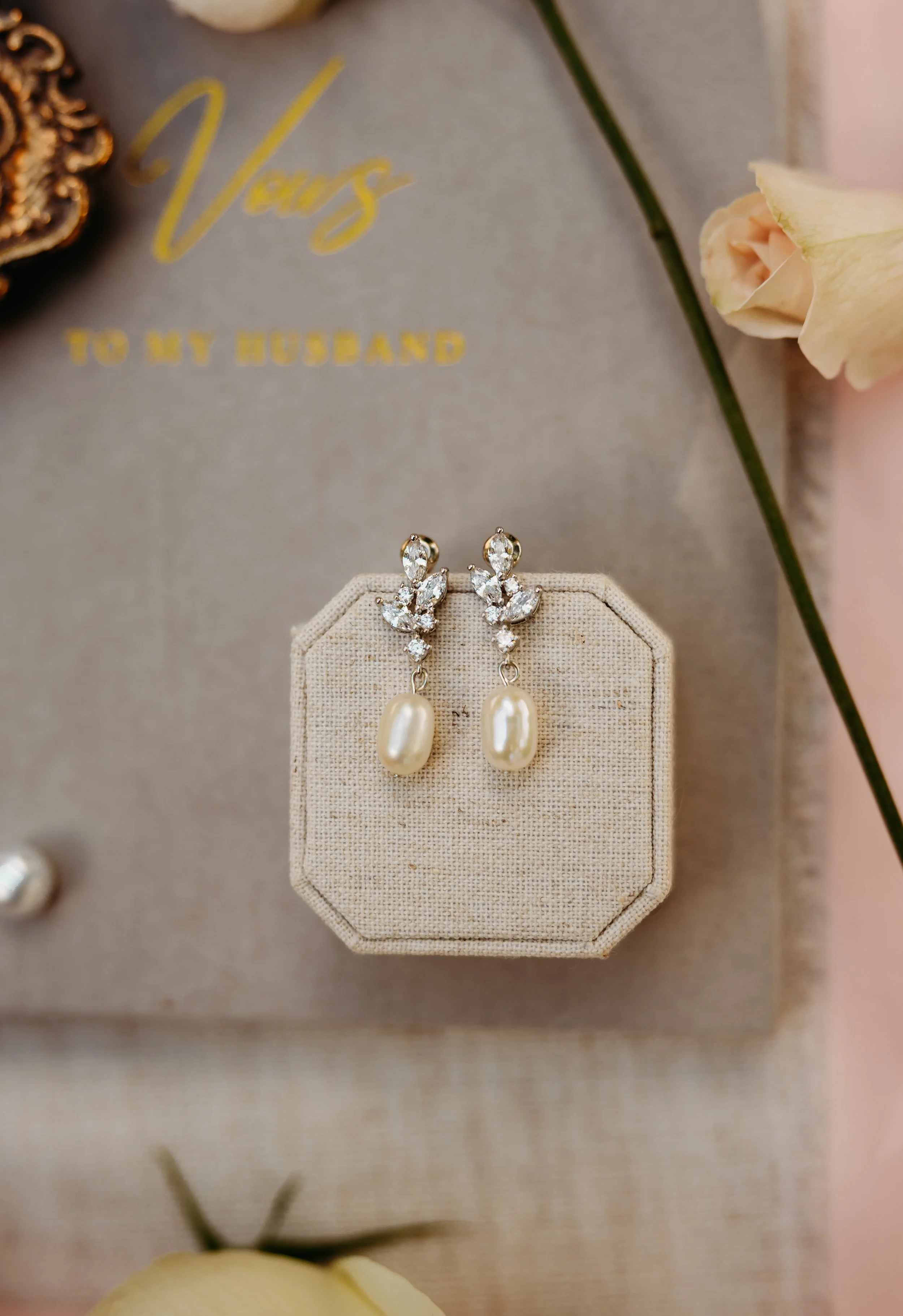 ohdeercollective-ohio-engagement-wedding-photographer-hineshill-6.jpg