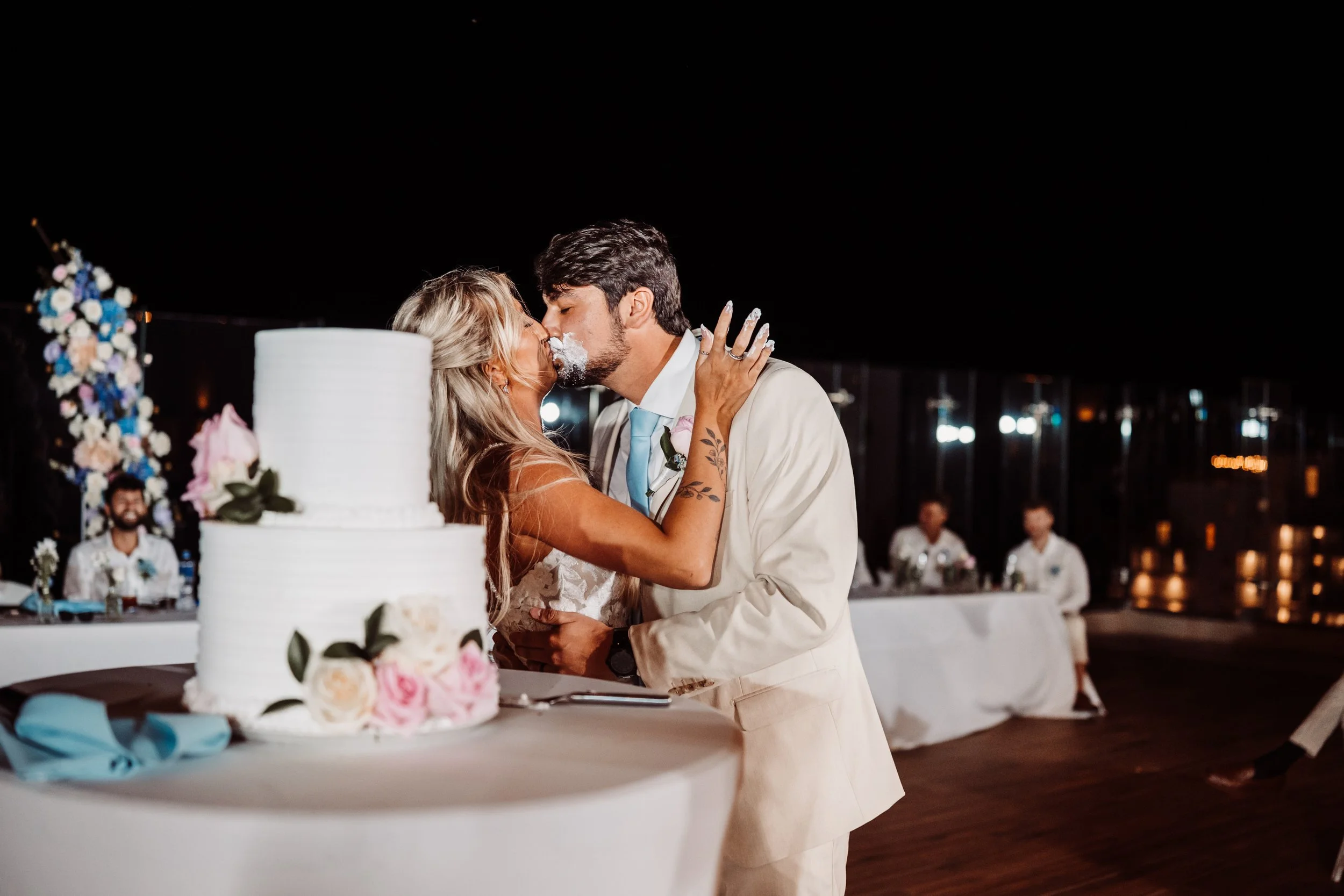 ohdeercollective-cancun-royaltonsplash-ohio-wedding-photographer-1316.jpg