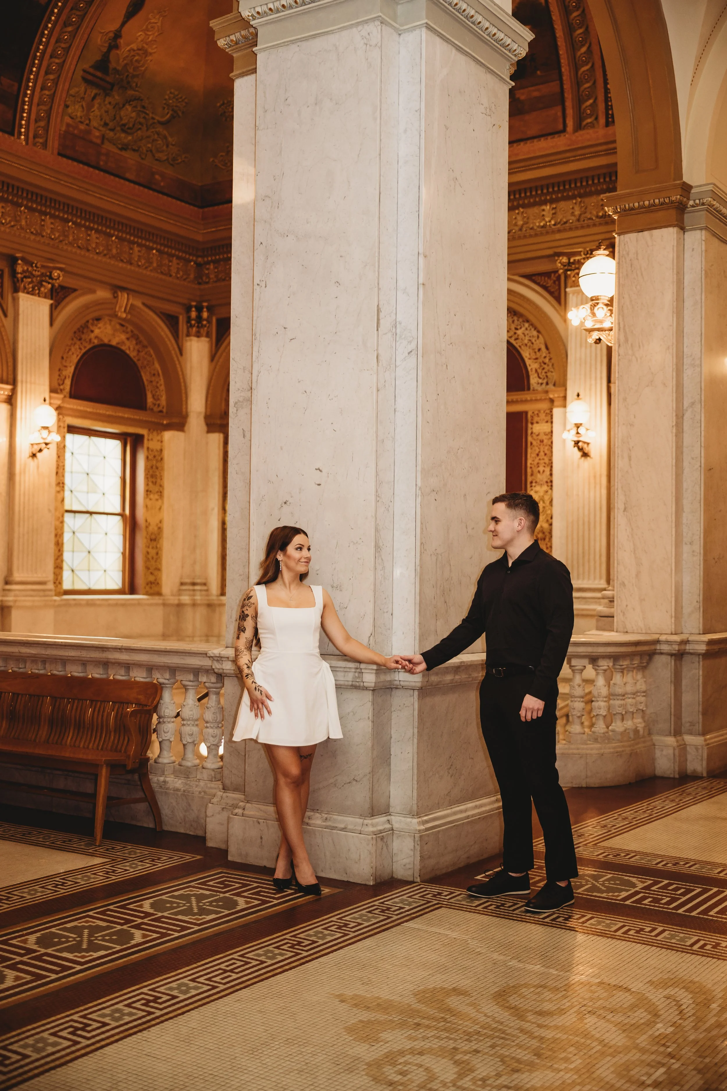 ohdeercollective-ohio-statehouse-wedding-photographer-89.jpg