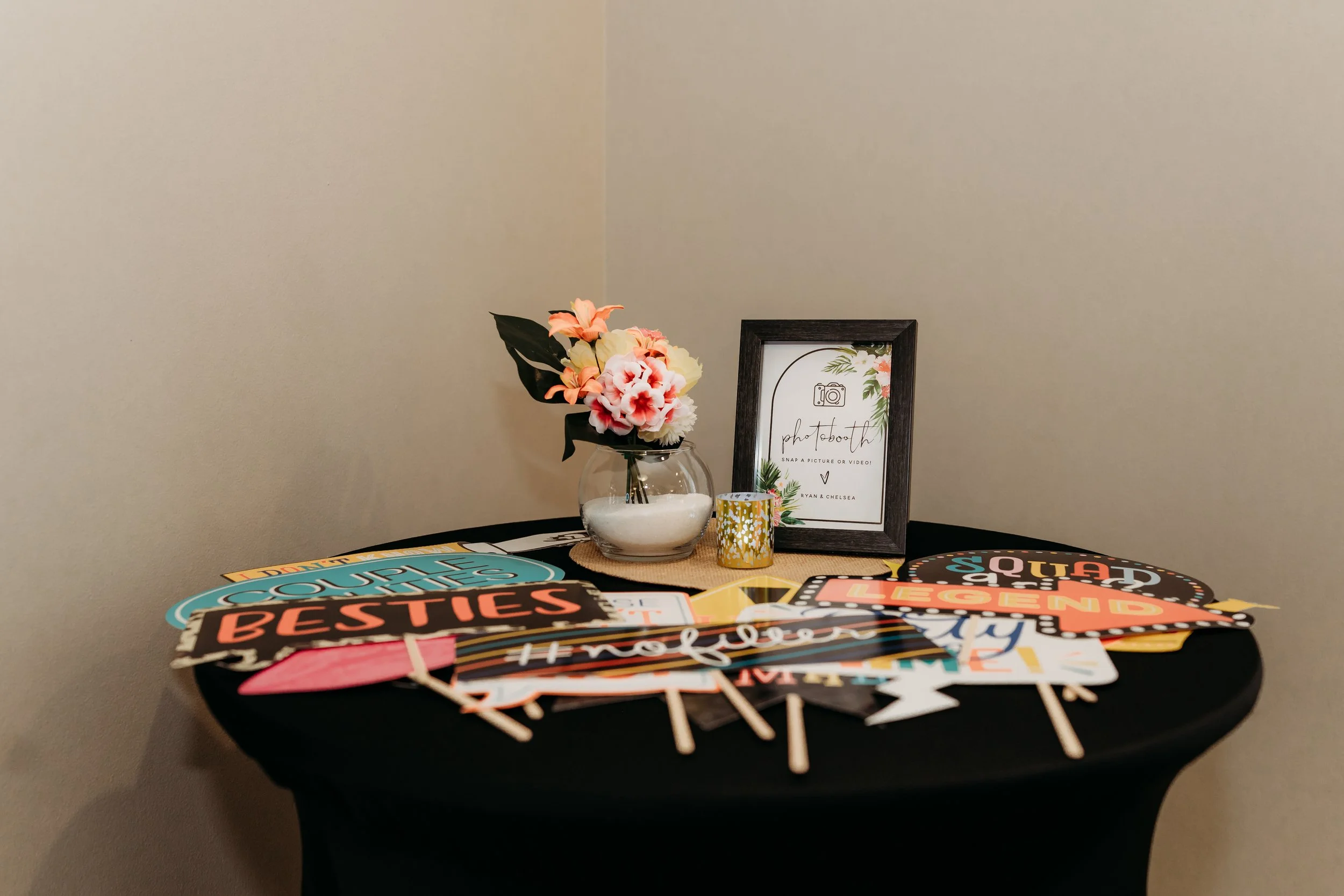ohdeercollective-ohio-engagement-wedding-photographer-station67-140.jpg