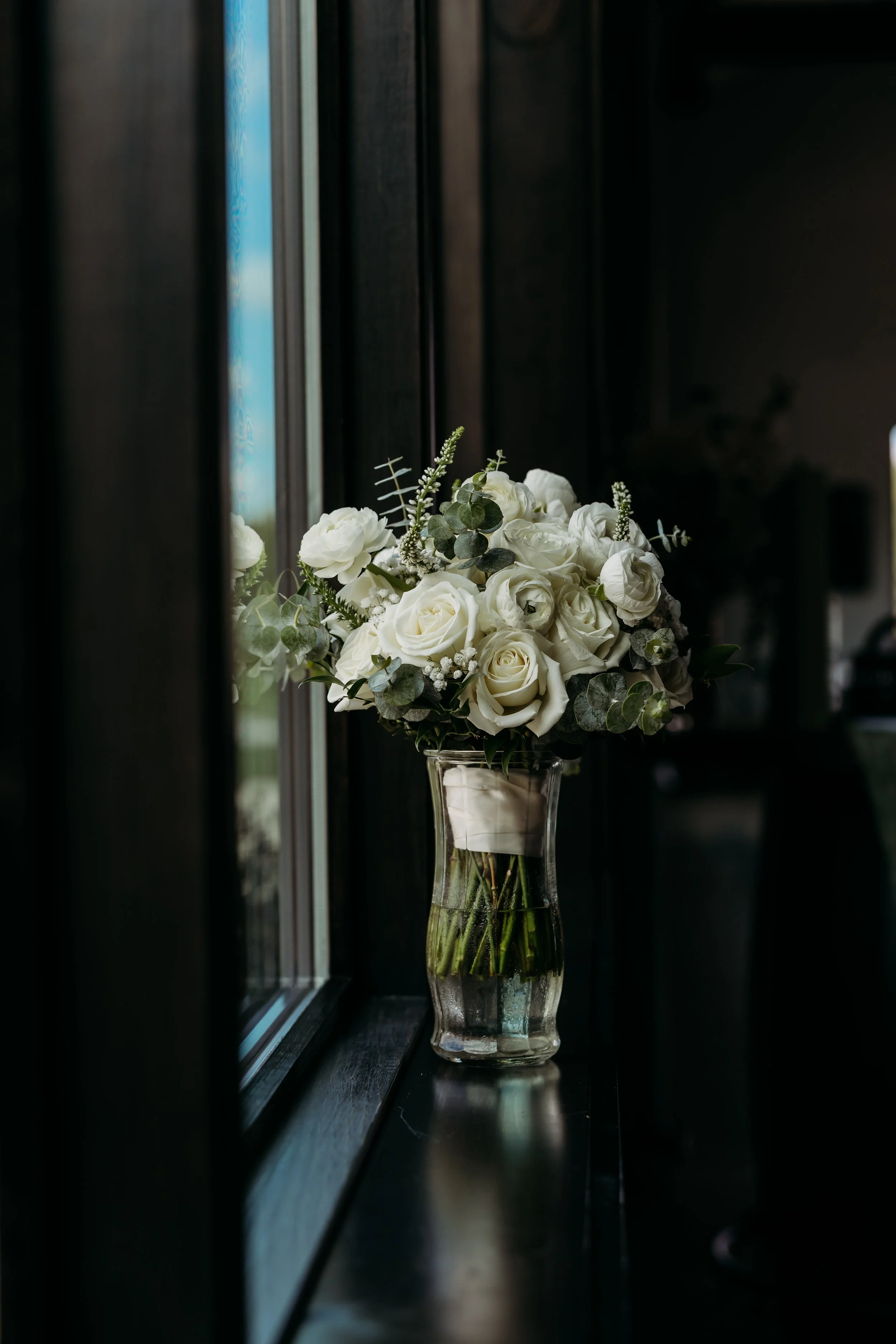ohdeercollective-ohio-engagement-wedding-maternity-photographer-birdseyebarn-norton-8.jpg