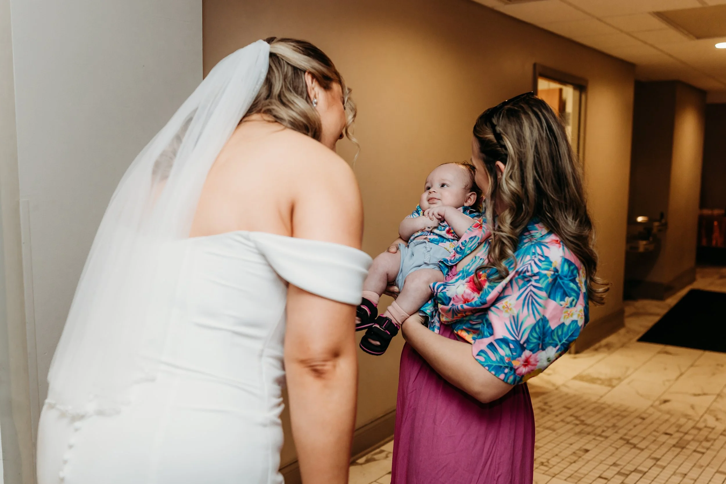 ohdeercollective-ohio-engagement-wedding-photographer-station67-165.jpg