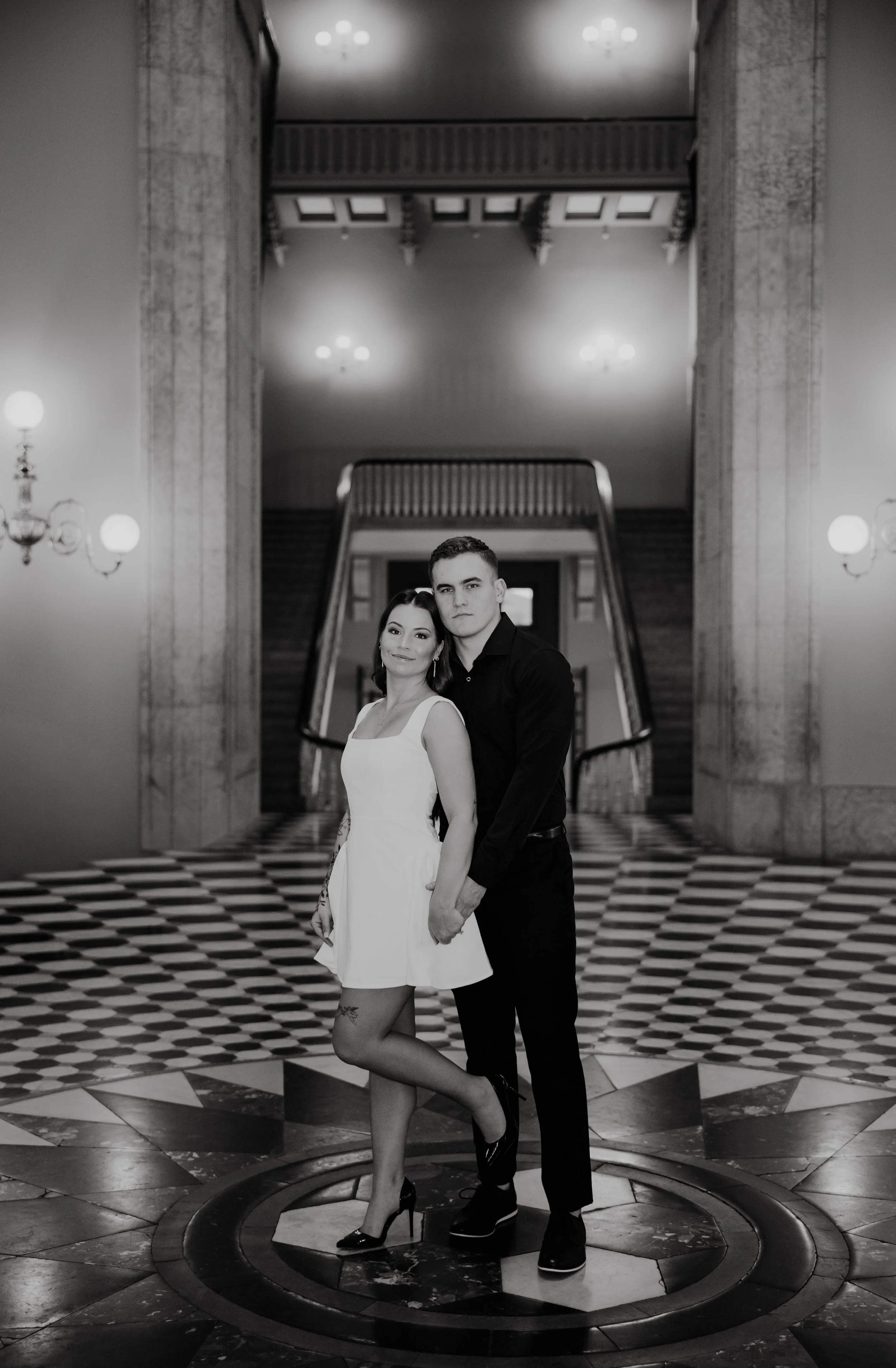 ohdeercollective-ohio-statehouse-wedding-photographer-57.jpg