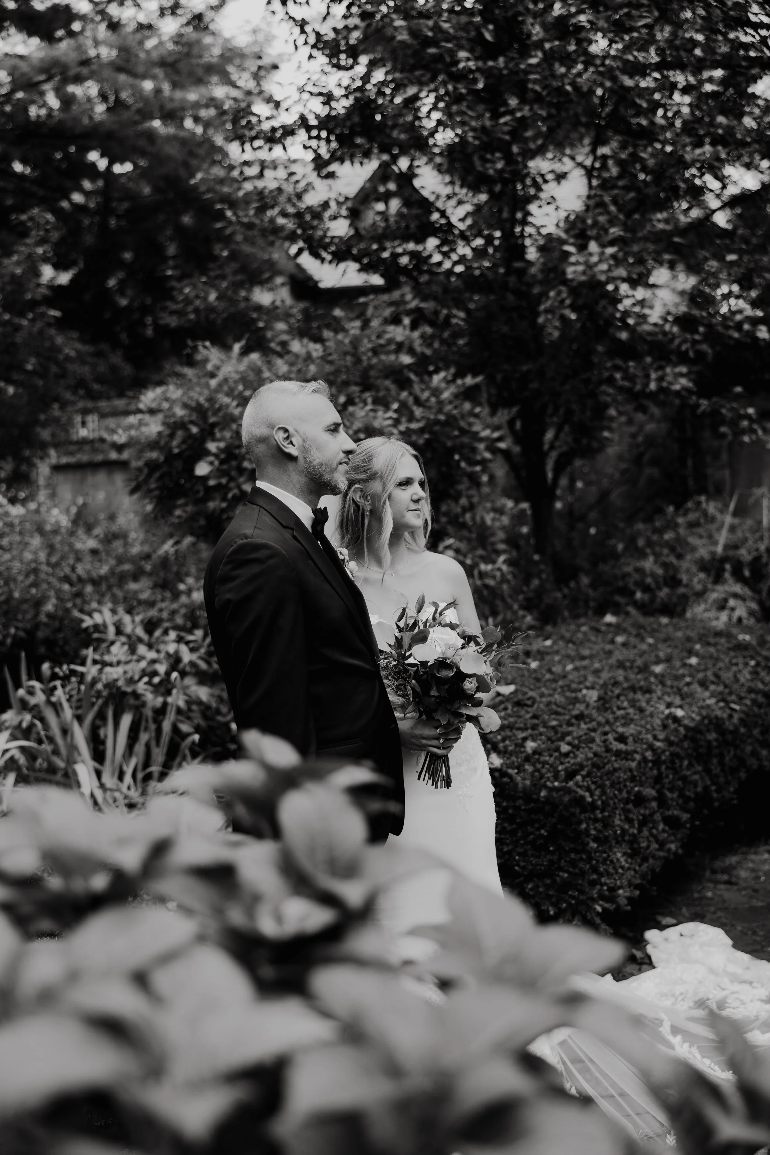 ohdeercollective-ohio-engagement-wedding-maternity-photographer-thebank-akron-266.jpg