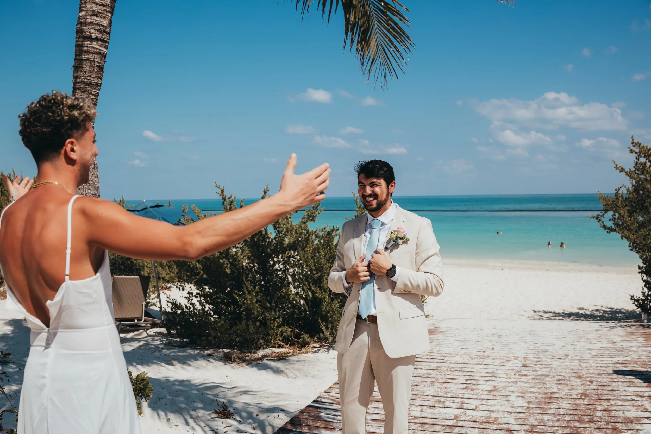 ohdeercollective-cancun-royaltonsplash-ohio-wedding-photographer-173.jpg