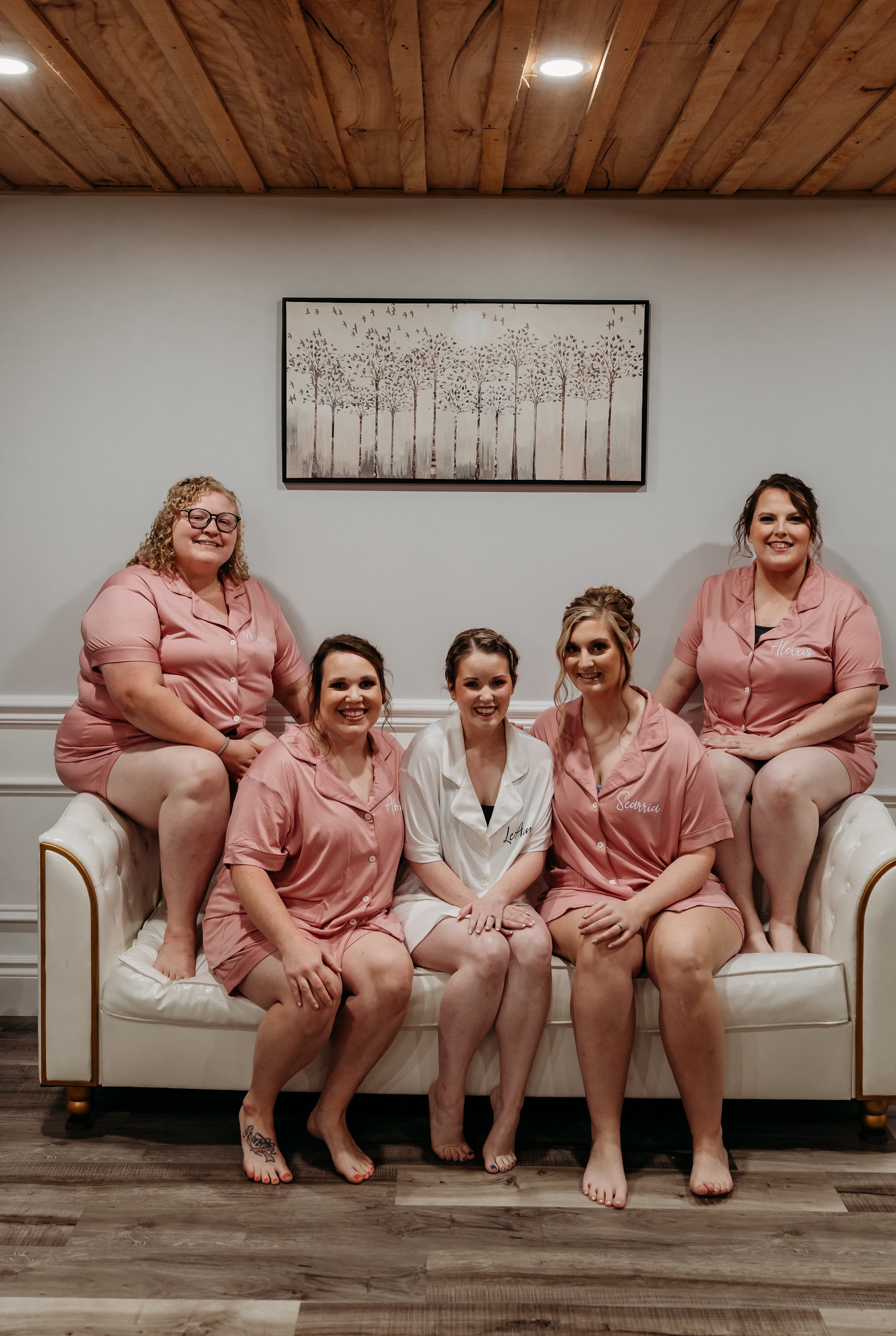 ohdeercollective-ohio-engagement-wedding-photographer-pineacres-5.jpg