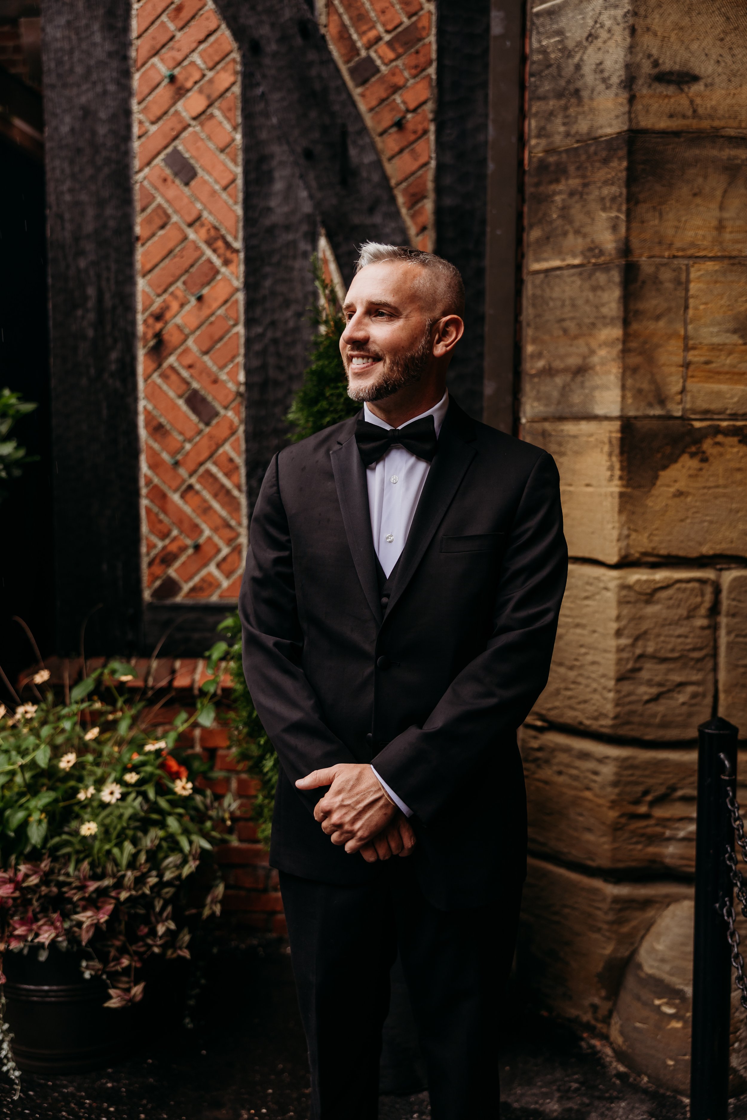 ohdeercollective-ohio-engagement-wedding-maternity-photographer-thebank-akron-52.jpg