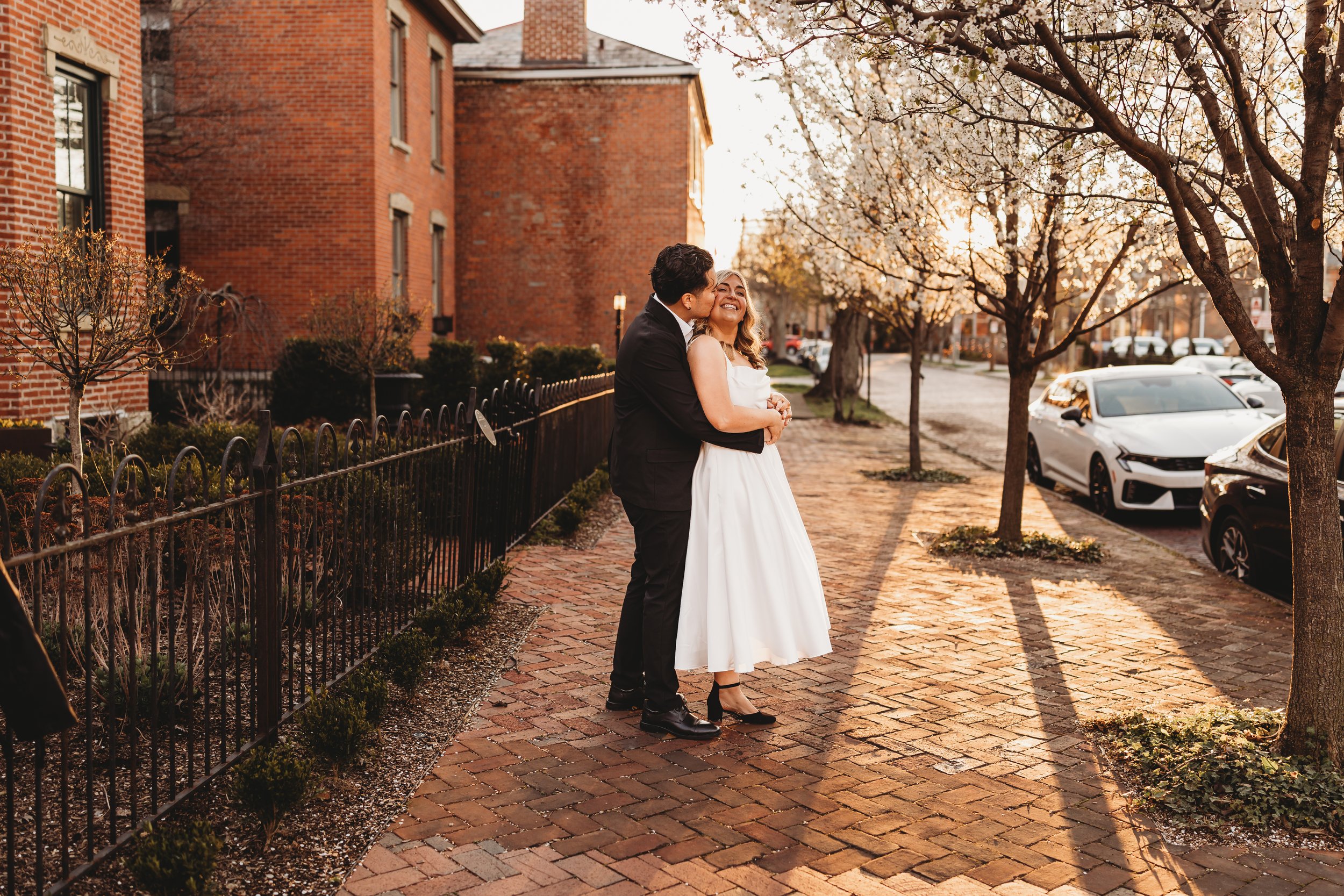 ohdeercollective-ohio-engagement-schiller-park-german-village-wedding-photographer-70.jpg