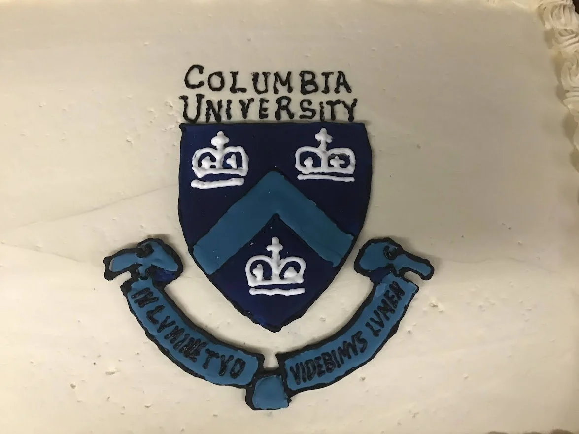 Sugar Float Emblem on Graduation Sheetcake
