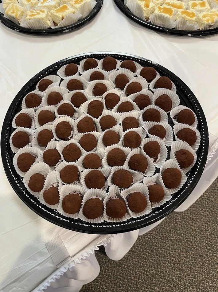 Chocolate Ganache Balls with Cocoa Dusting Dessert Platter