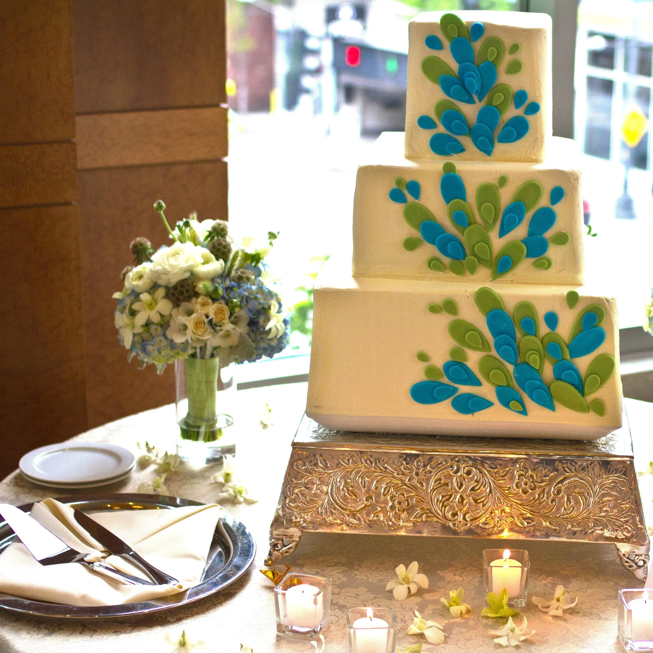 Custom Design Cakes