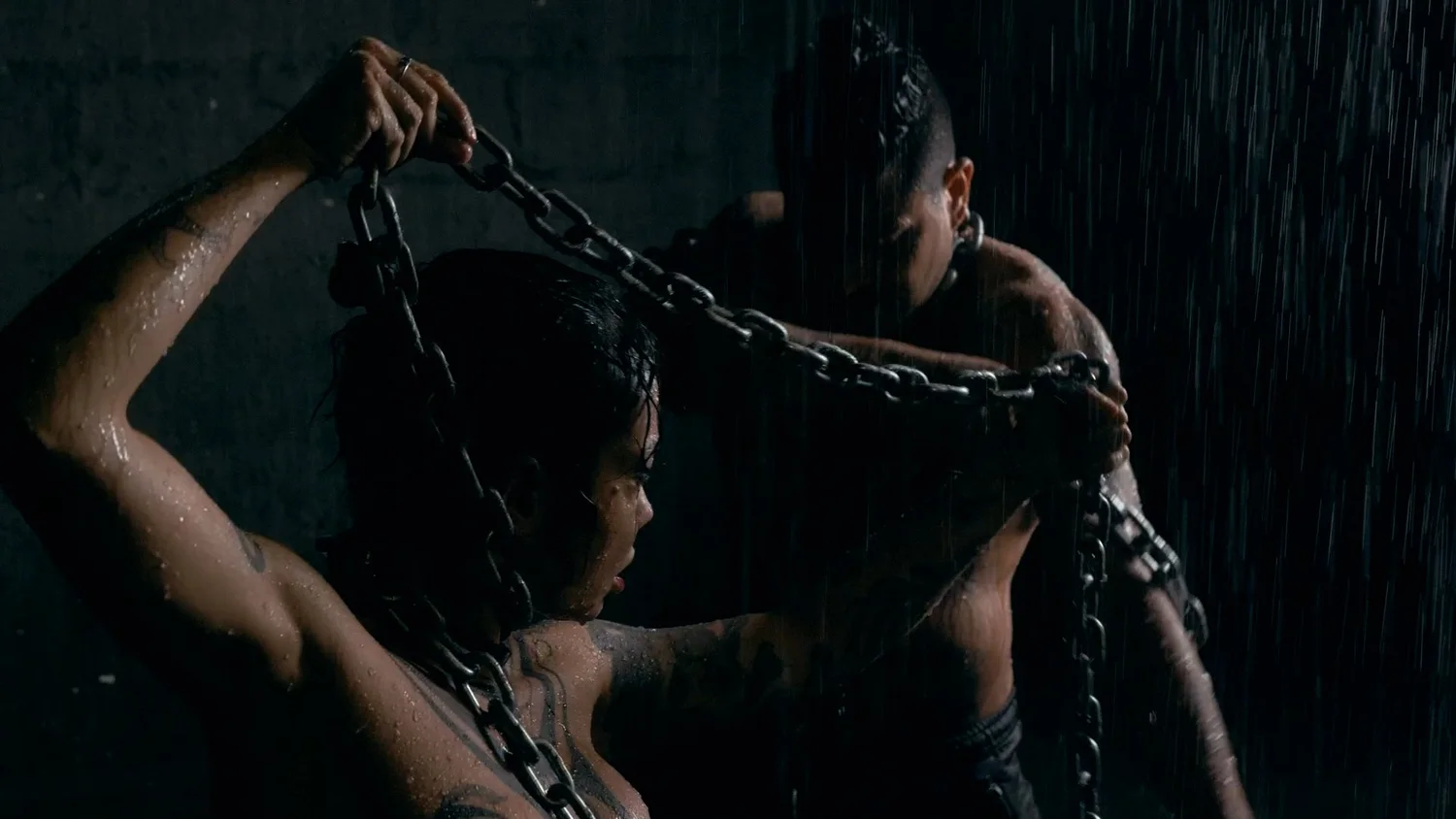 Entities — Ogum & Oya Ritual duo, steel and wind — ritual performance by MAVRA (Luiza Jesus do Prado)