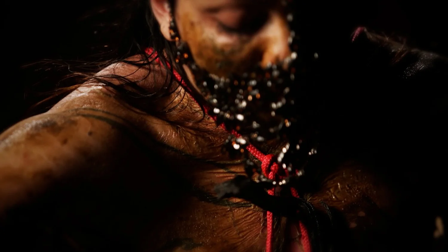 Symbiogenesis — Fungi Shibari performance, mycelial bodies — shibari performance by MAVRA (Luiza Jesus do Prado), photo 12