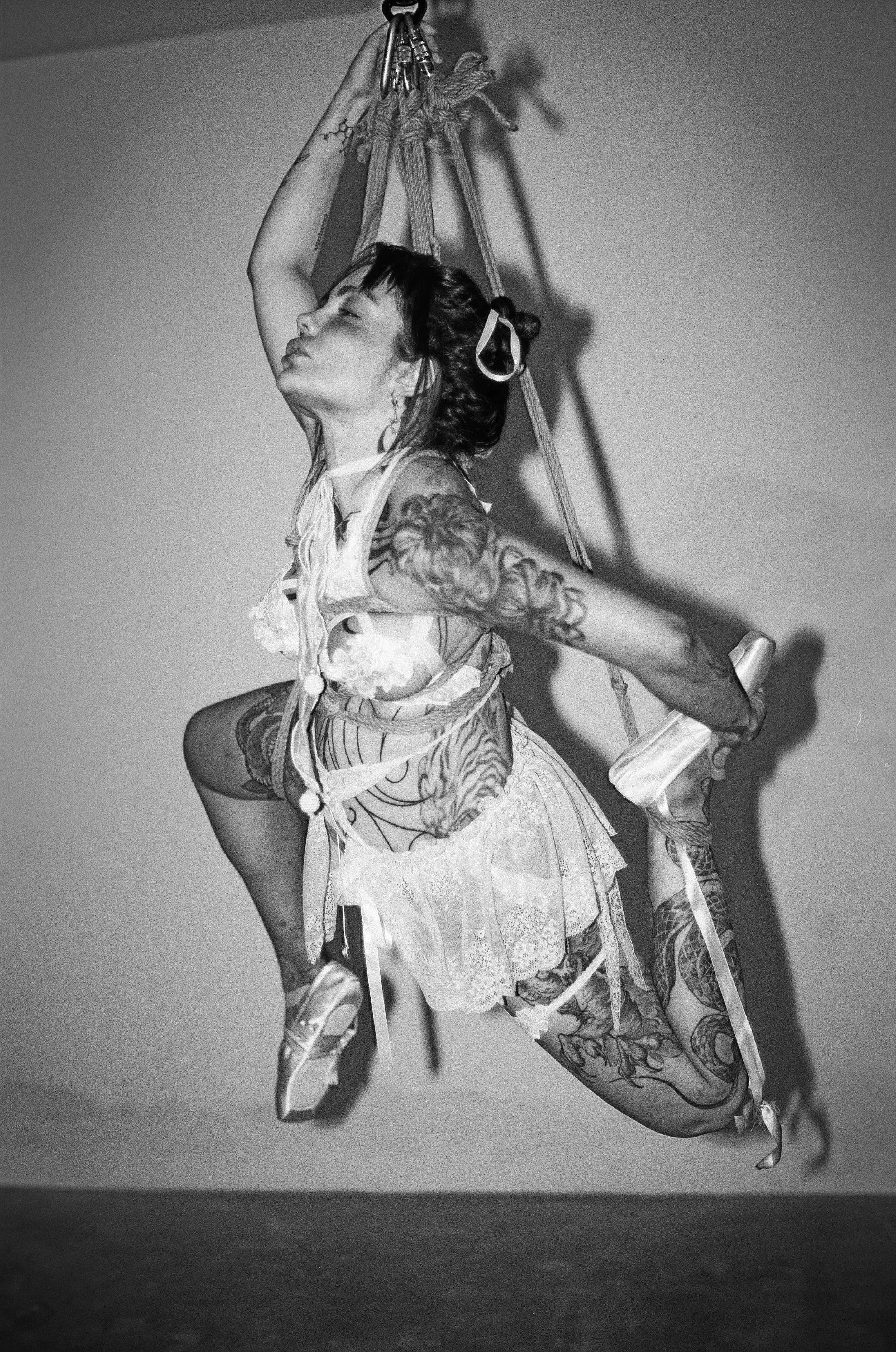 shibari_bailarina_luiza_prado_hifa_cybe.jpg