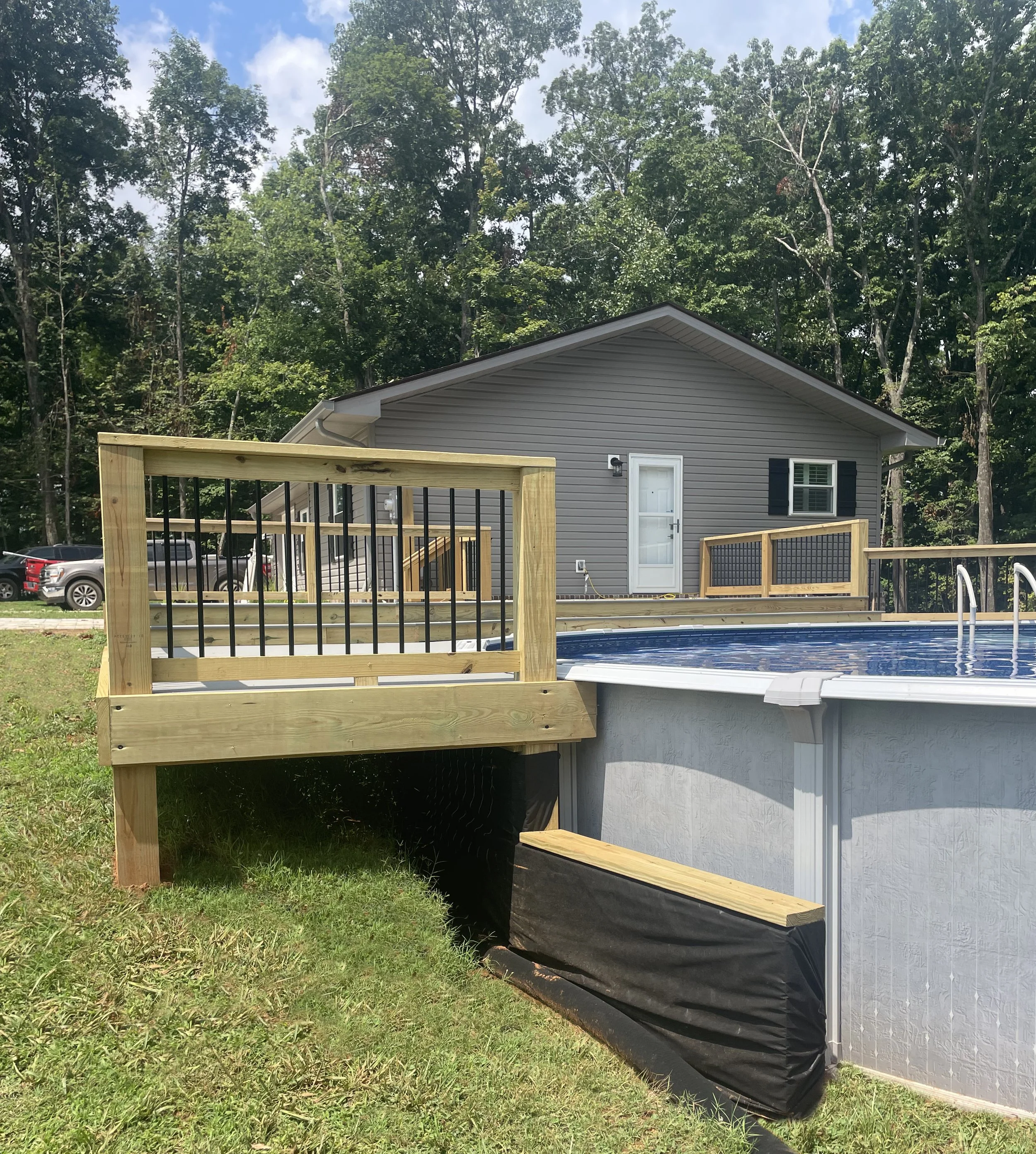 Above ground pool deck