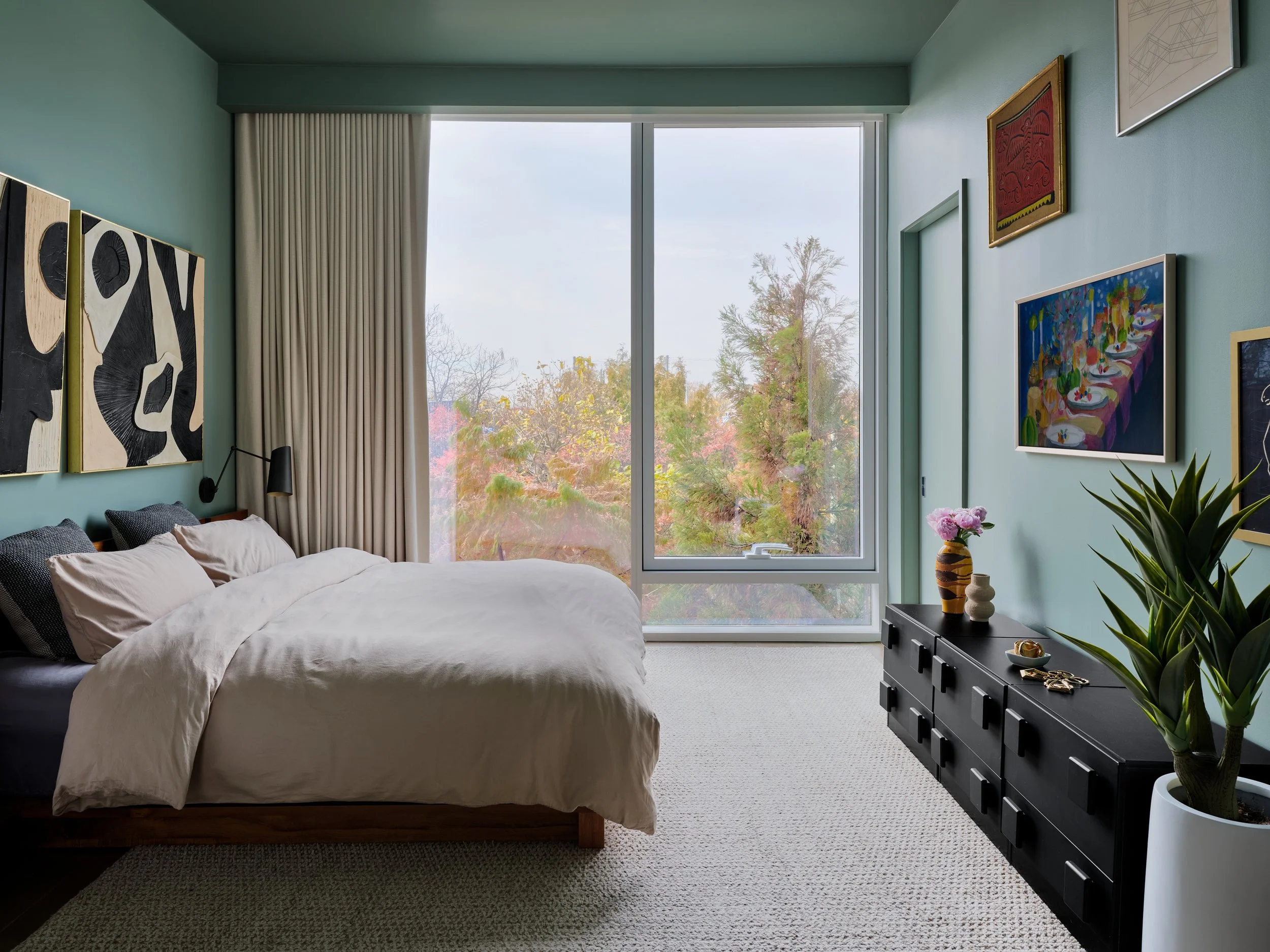11.15.25 Taormina Interiors_Brooklyn Bridge Park_Web_08.jpg